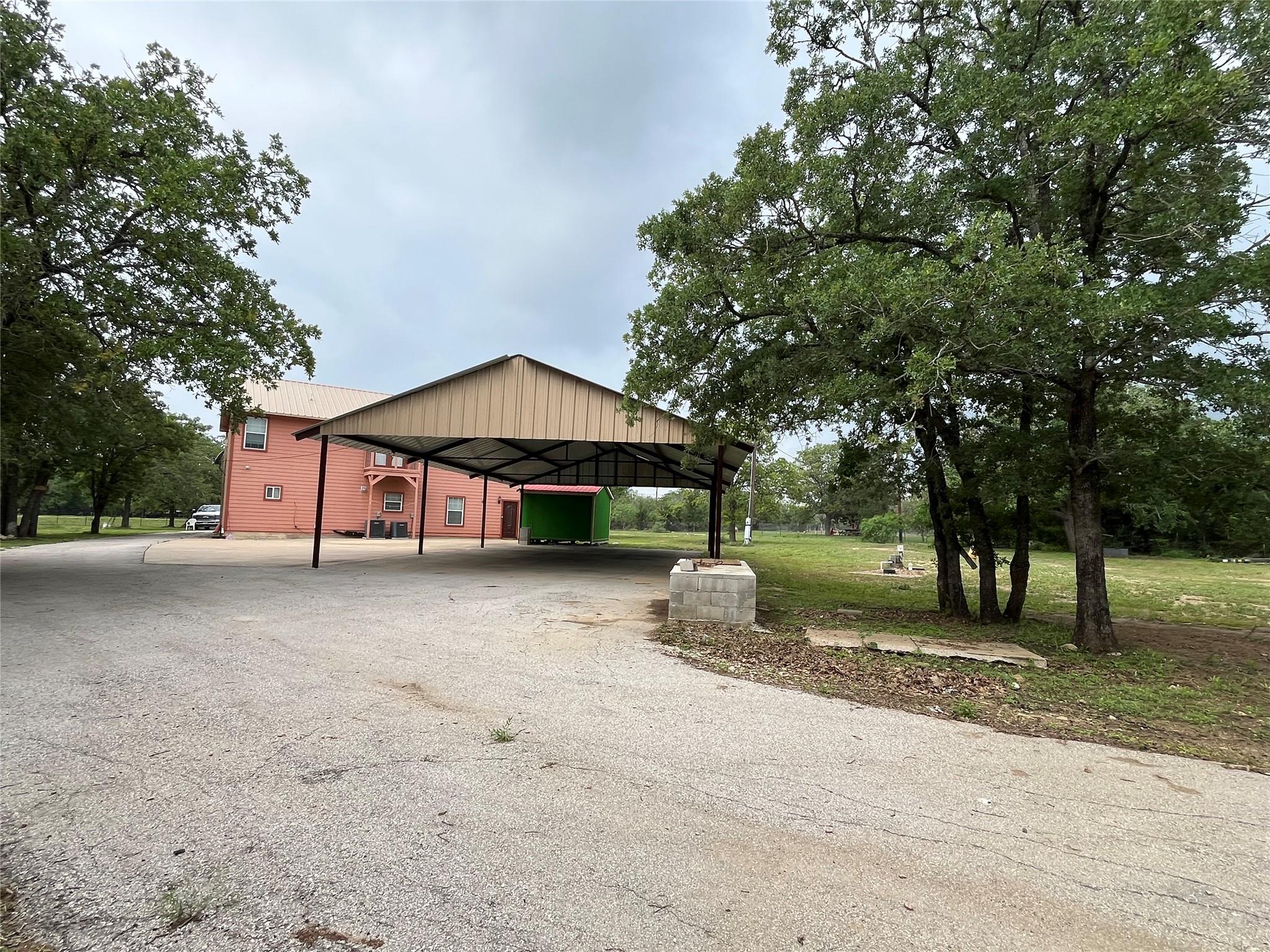 455 High View Ranch Dr, Cedar Creek, TX 78612