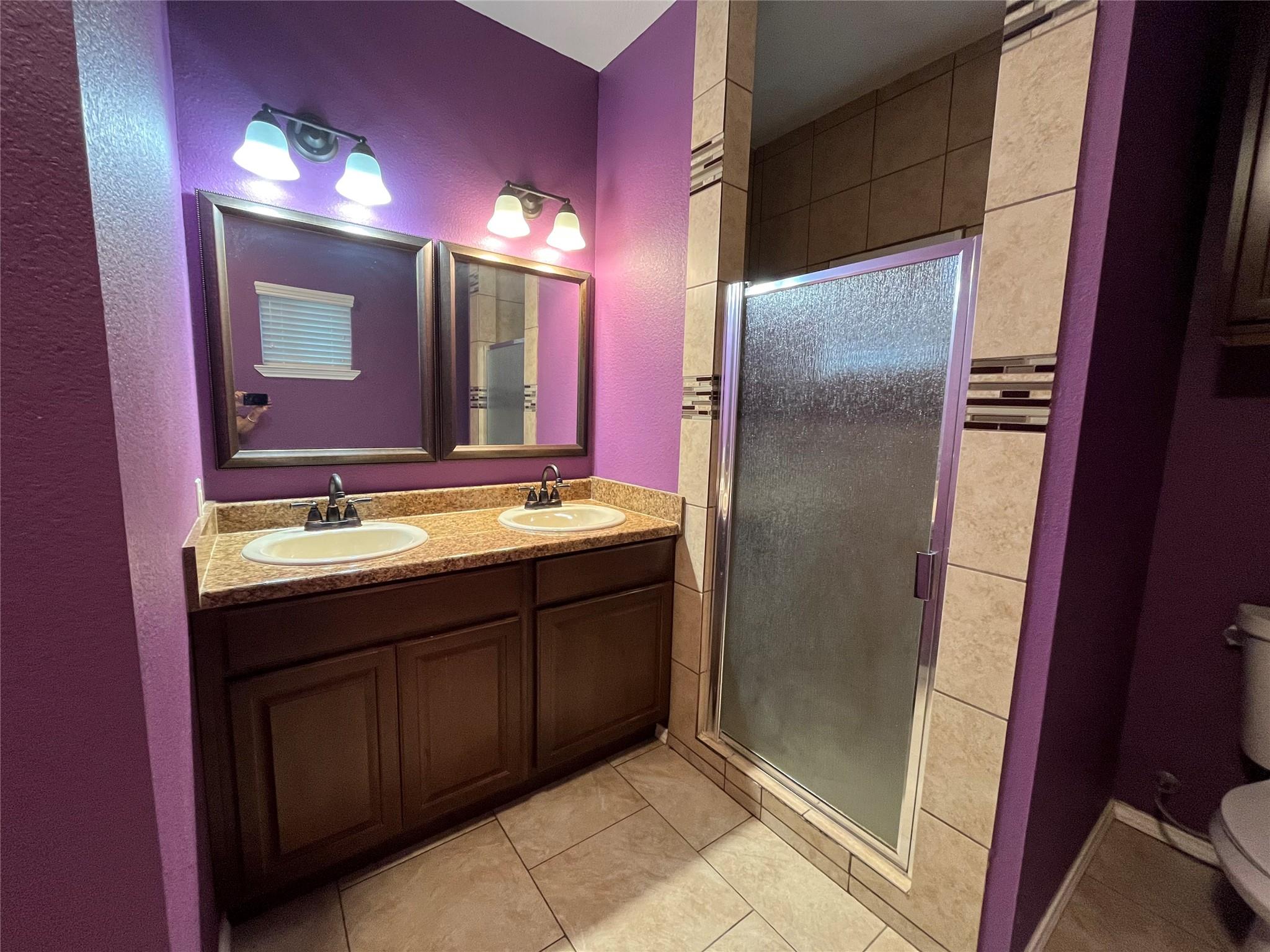 455 High View Ranch Dr, Cedar Creek, TX 78612