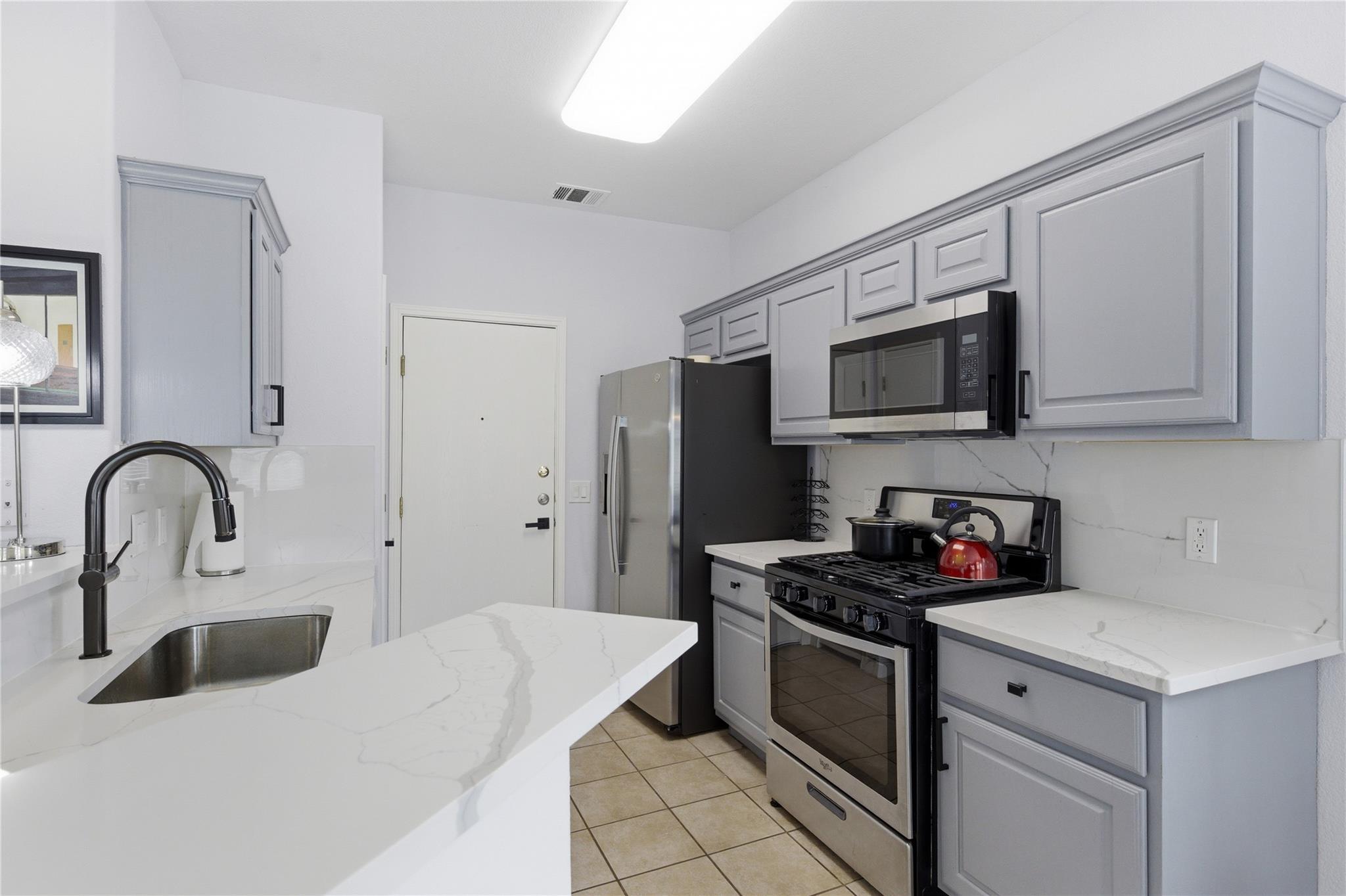 7510 Lazy Creek Dr # A, Austin, TX 78724