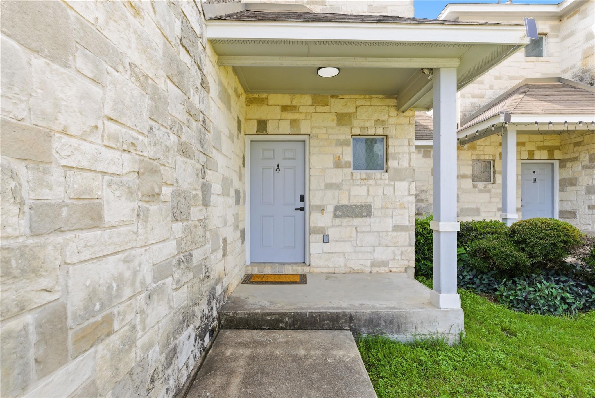 7510 Lazy Creek Dr # A, Austin, TX 78724