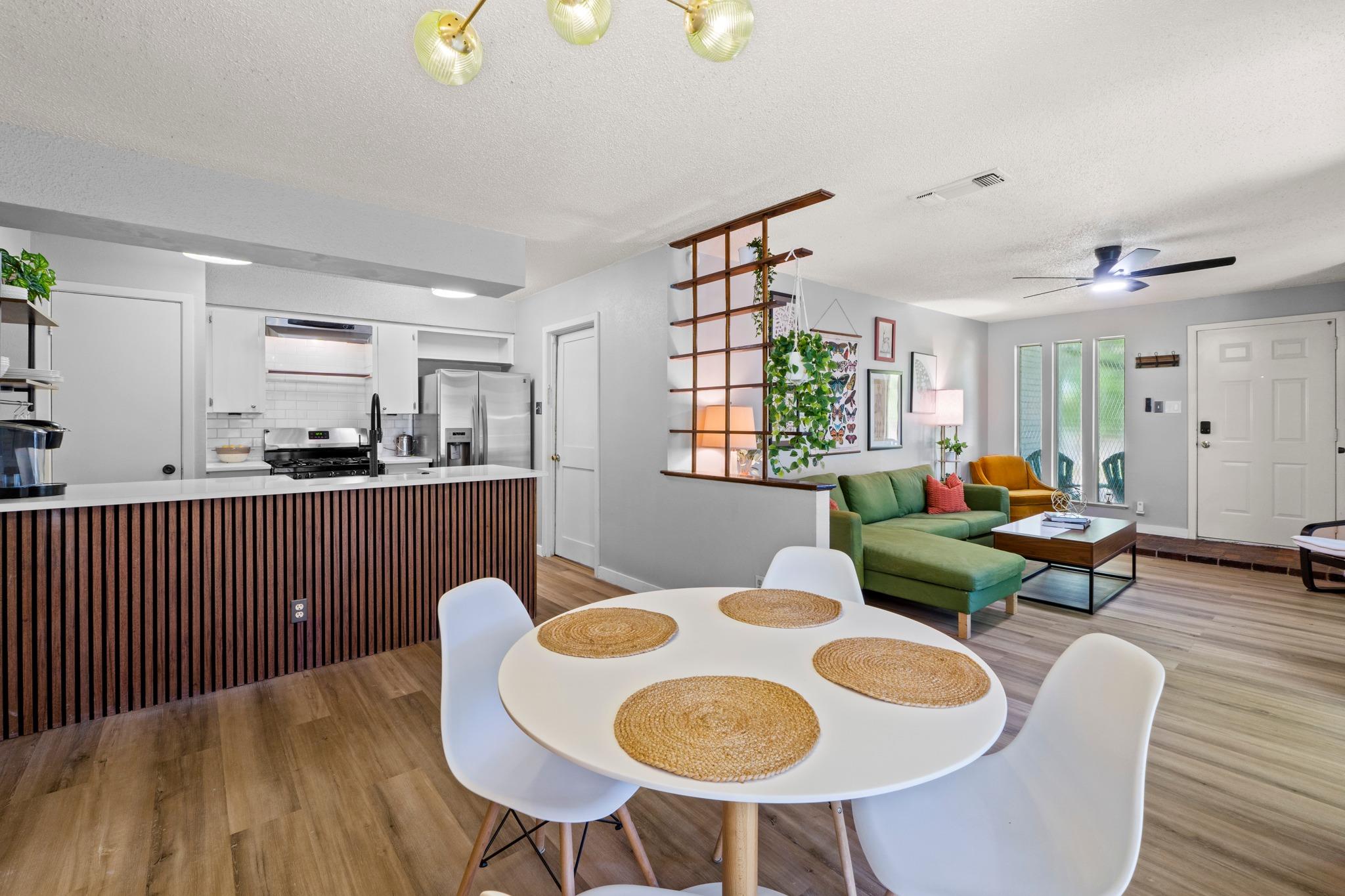 9703 Cottle Dr, Austin, TX 78753