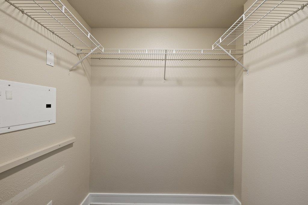 3016 Guadalupe St # 303, Austin, TX 78705