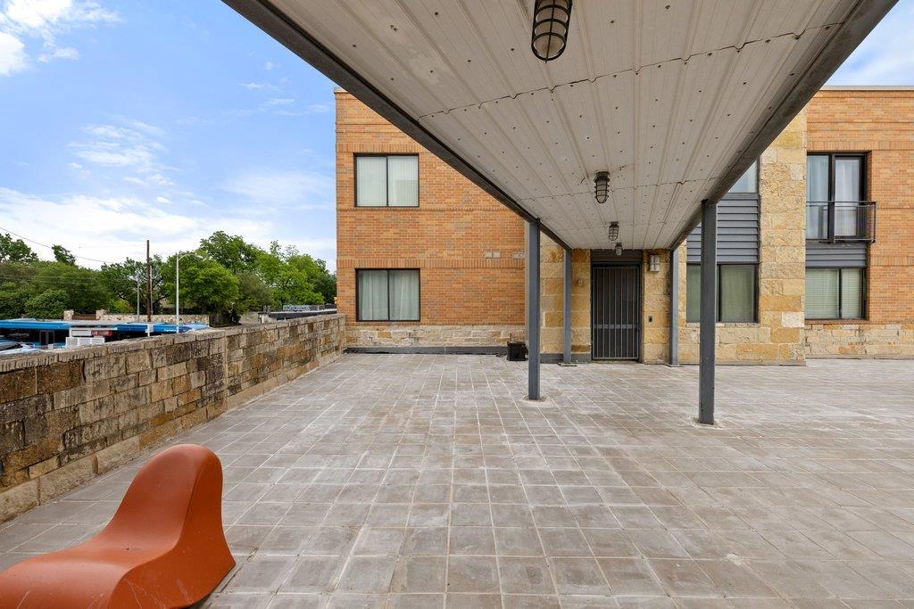 3016 Guadalupe St # 303, Austin, TX 78705