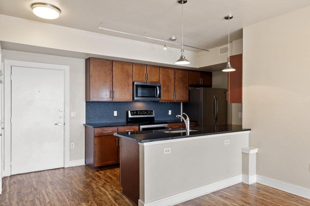 3016 Guadalupe St # 303, Austin, TX 78705