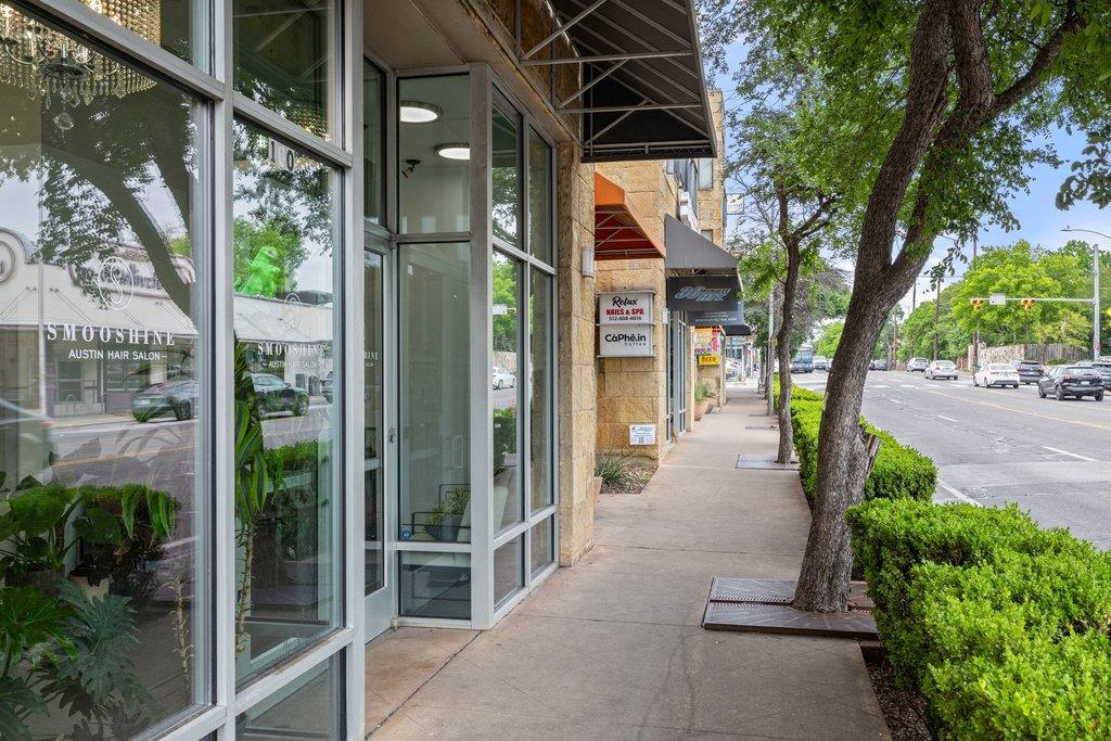 3016 Guadalupe St # 303, Austin, TX 78705