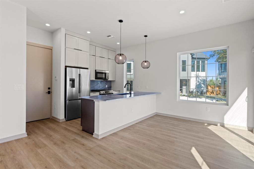 1736 Bunche Rd # Building 6, Austin, TX 78721