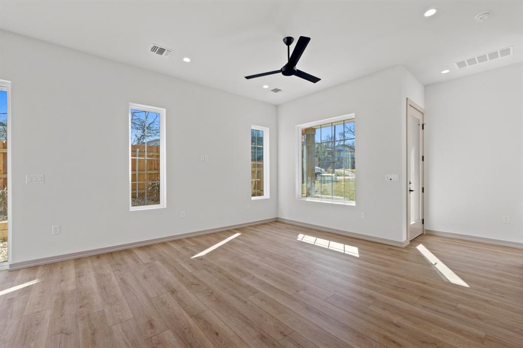 1736 Bunche Rd # Building 6, Austin, TX 78721