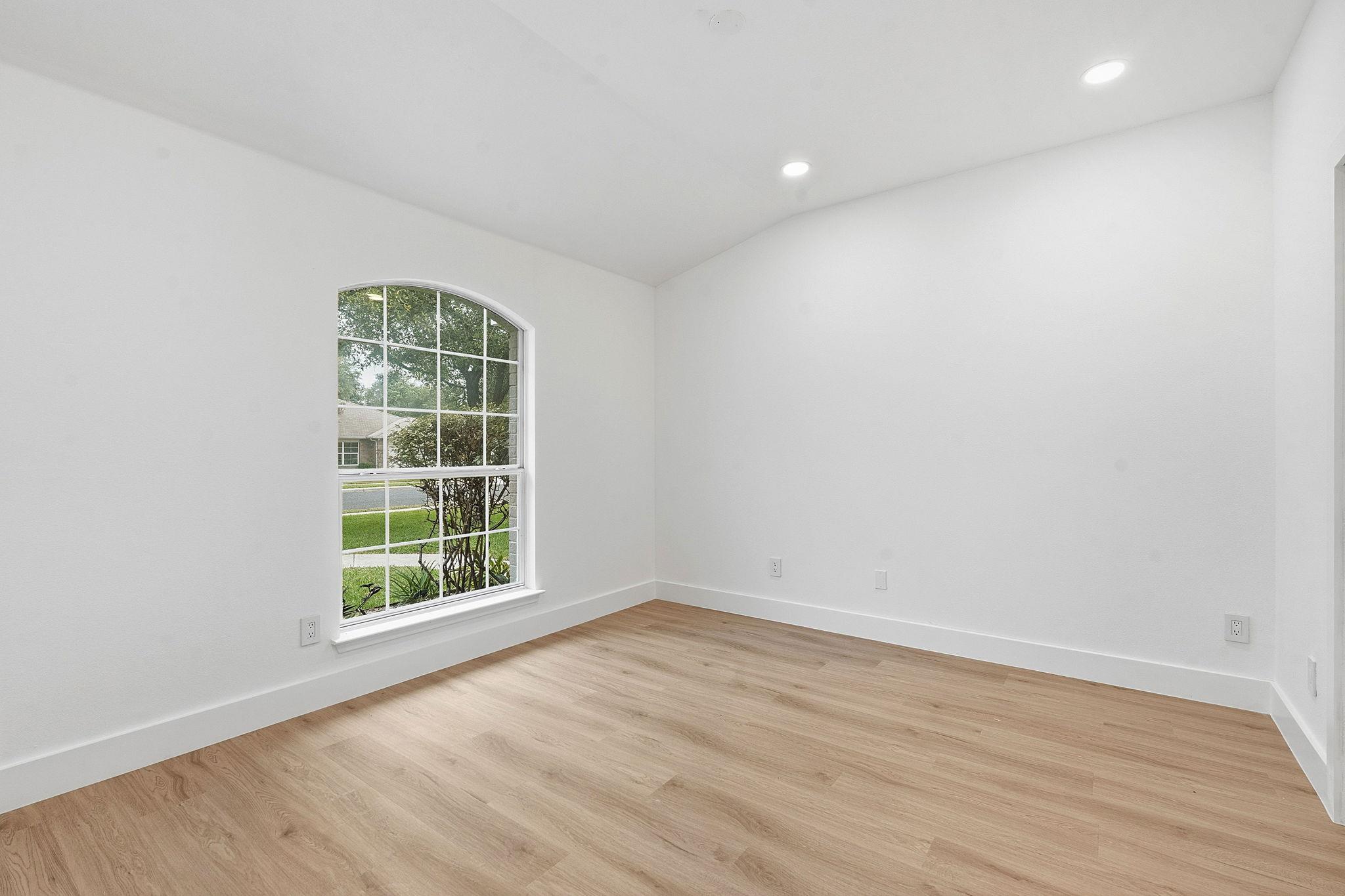 1303 Chardonnay Xing, Leander, TX 78641