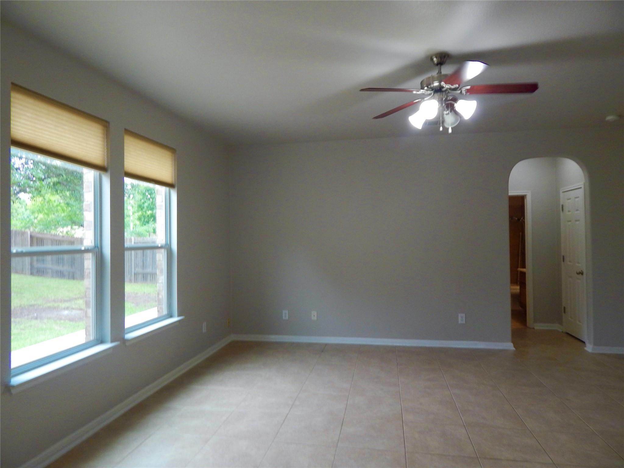 1110 Willowbrook Dr, Cedar Park, TX 78613