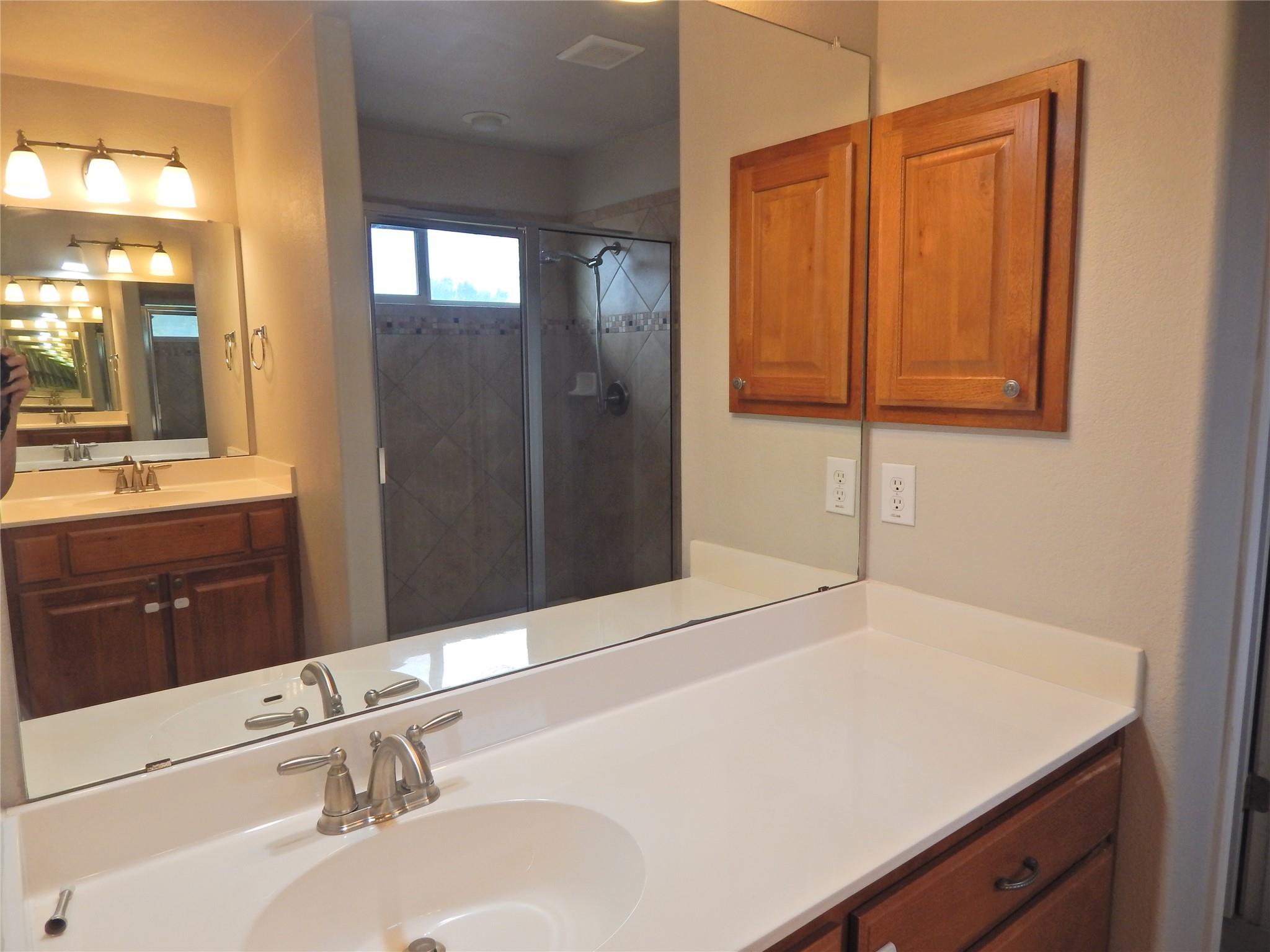 1110 Willowbrook Dr, Cedar Park, TX 78613