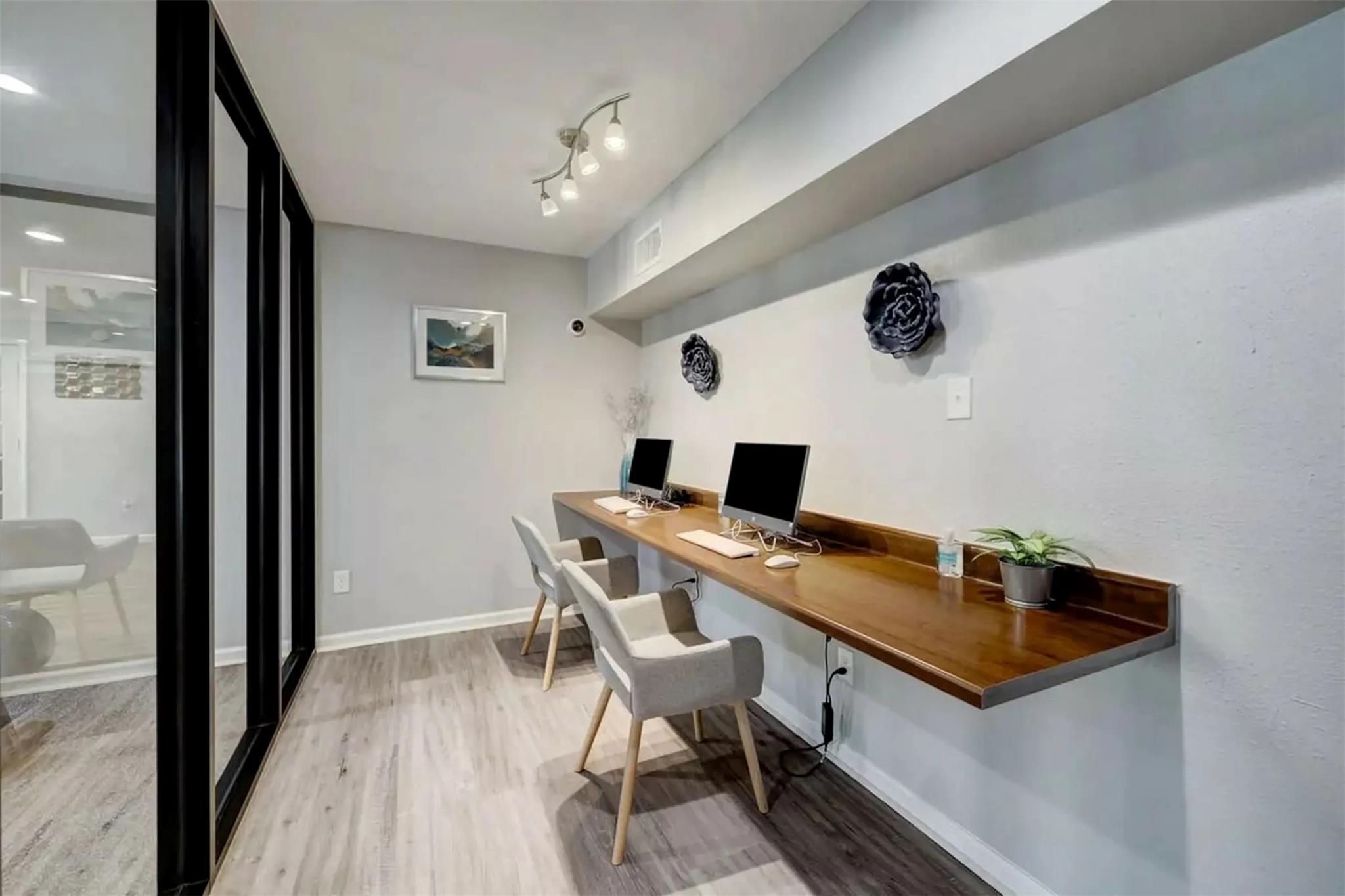 851 Threadneedle St # 509, Houston, TX 77079