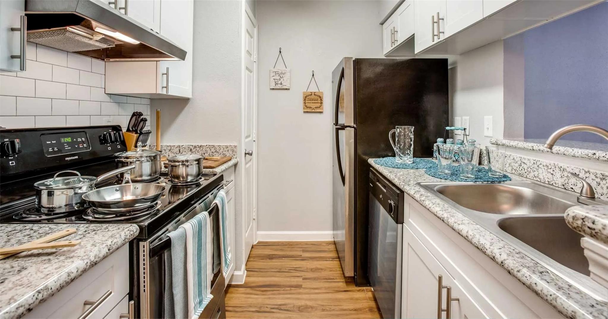 851 Threadneedle St # 509, Houston, TX 77079