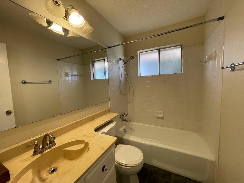2206 Kenbridge Dr, Austin, TX 78757