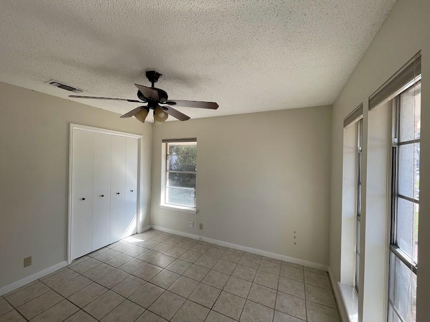 2206 Kenbridge Dr, Austin, TX 78757
