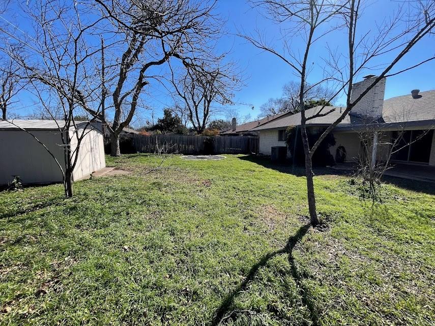 2206 Kenbridge Dr, Austin, TX 78757