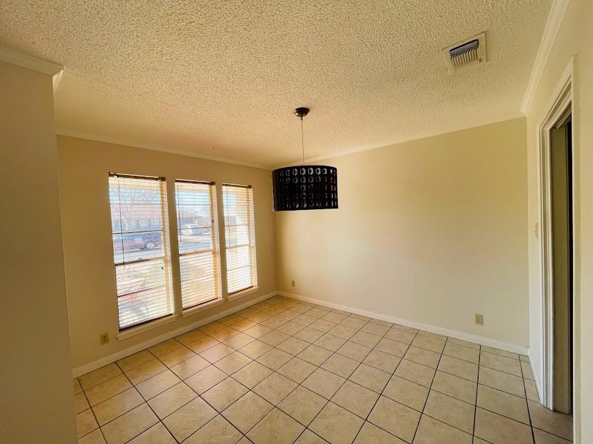 2206 Kenbridge Dr, Austin, TX 78757