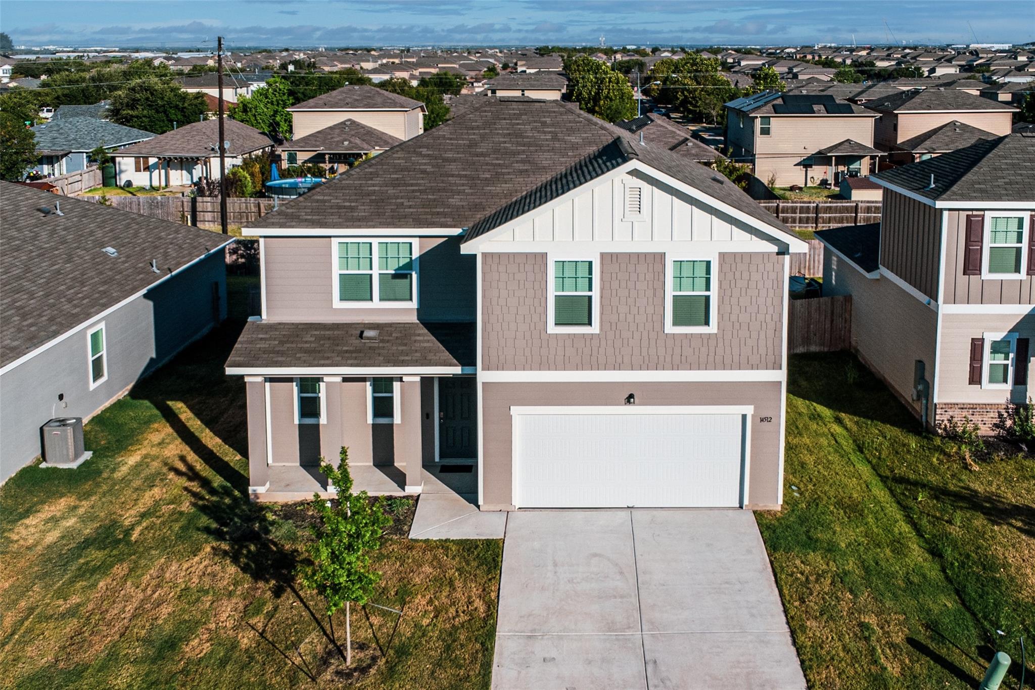 14512 Shooter McGavin Dr, Manor, TX 78653