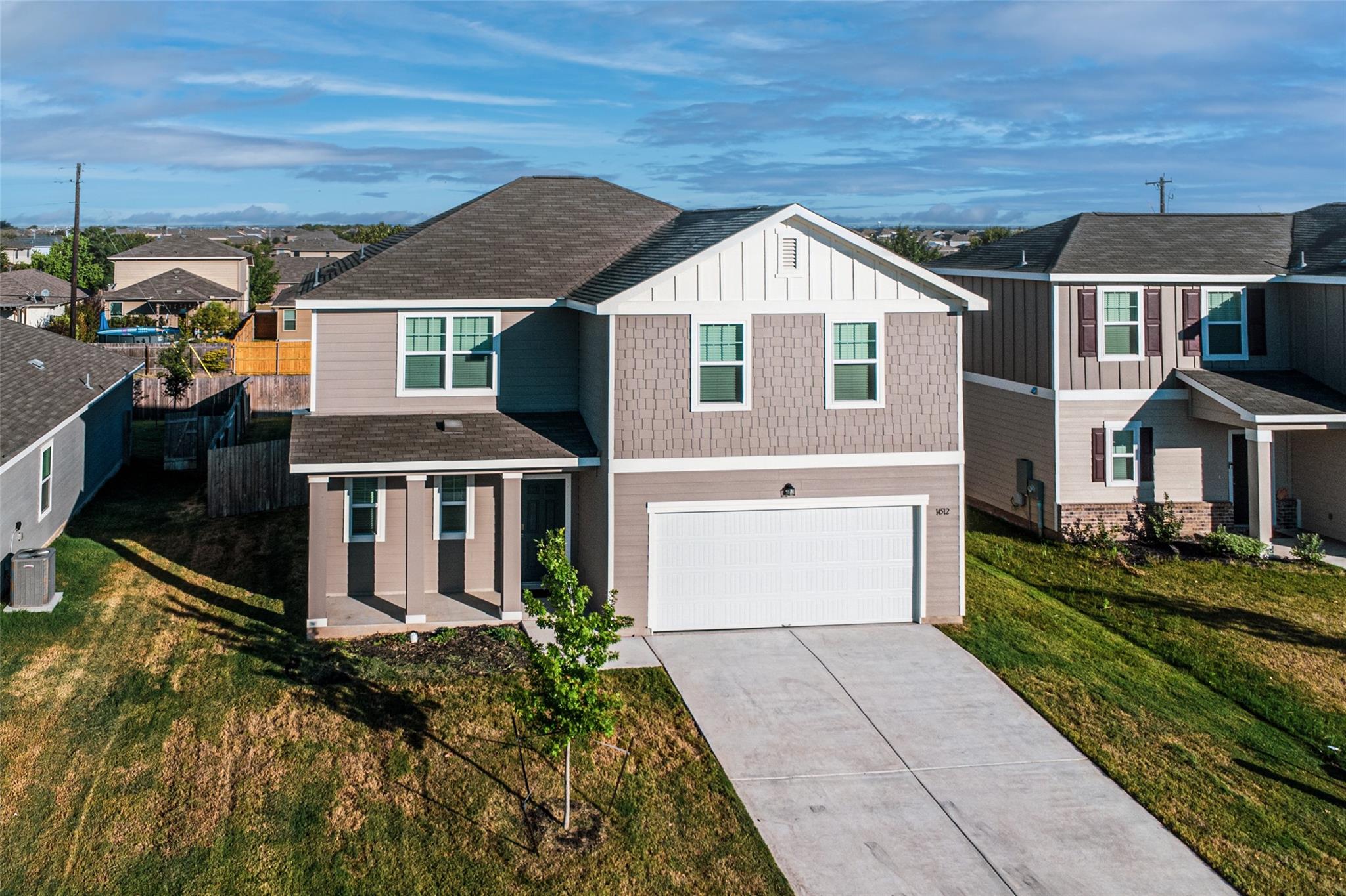 14512 Shooter McGavin Dr, Manor, TX 78653