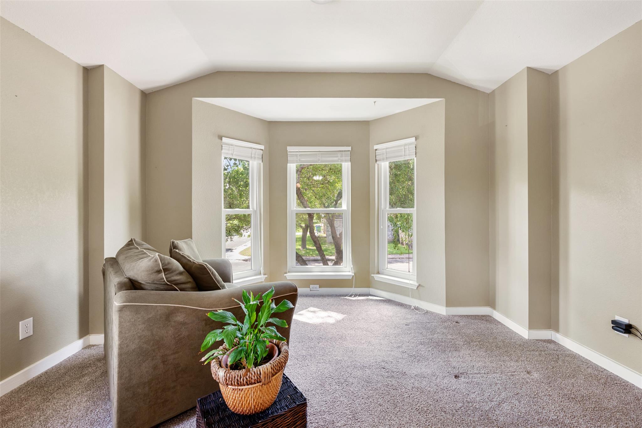 901 Forest Trl, Cedar Park, TX 78613