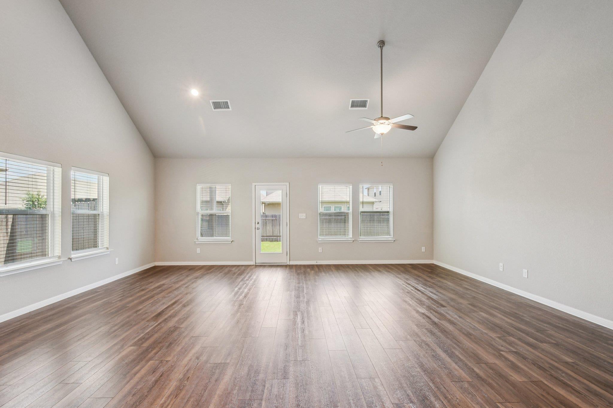 1007 Guadalupe Bass Rd, Hutto, TX 78634