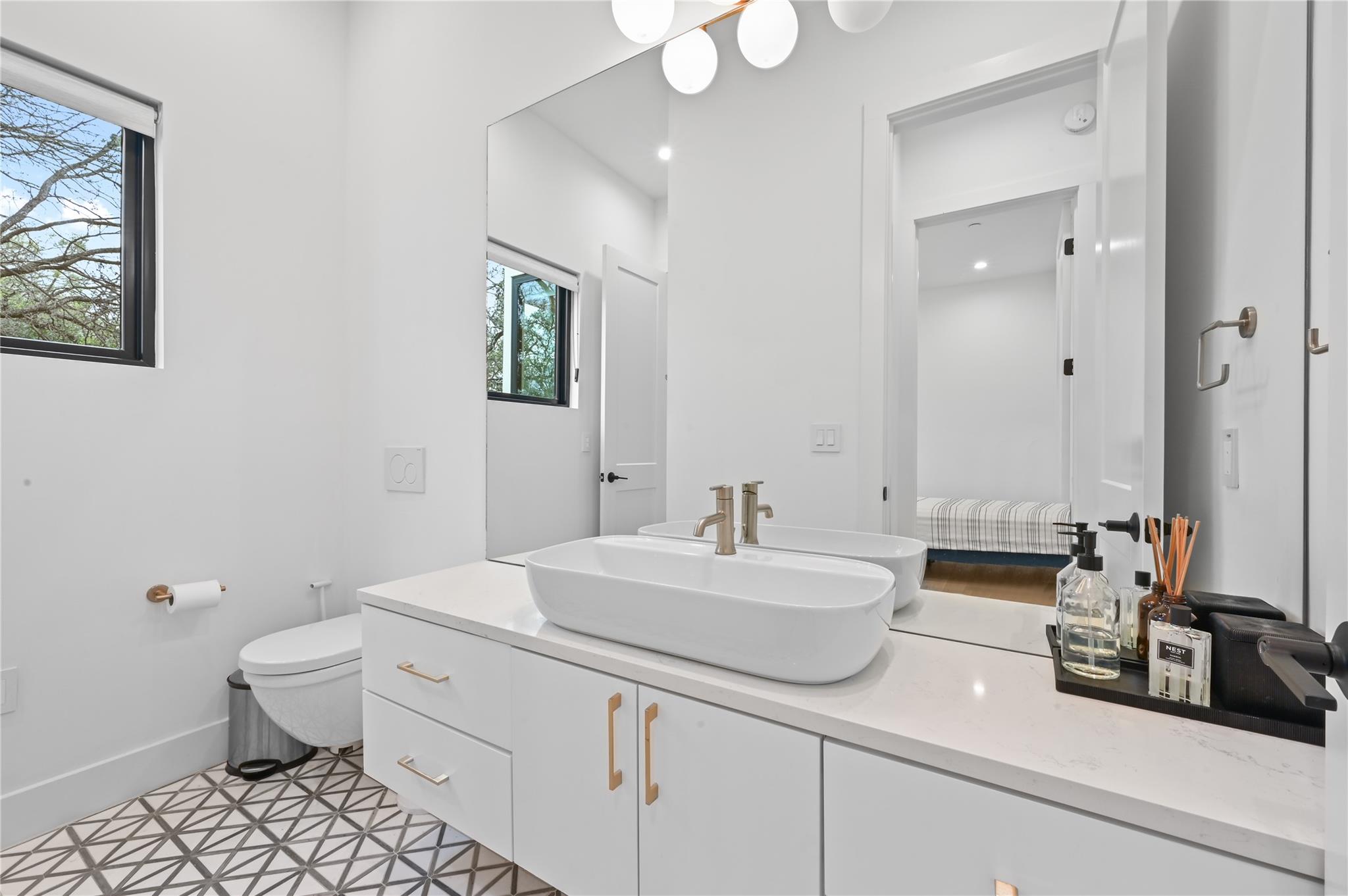 308 Briarwood Trl, Austin, TX 78746