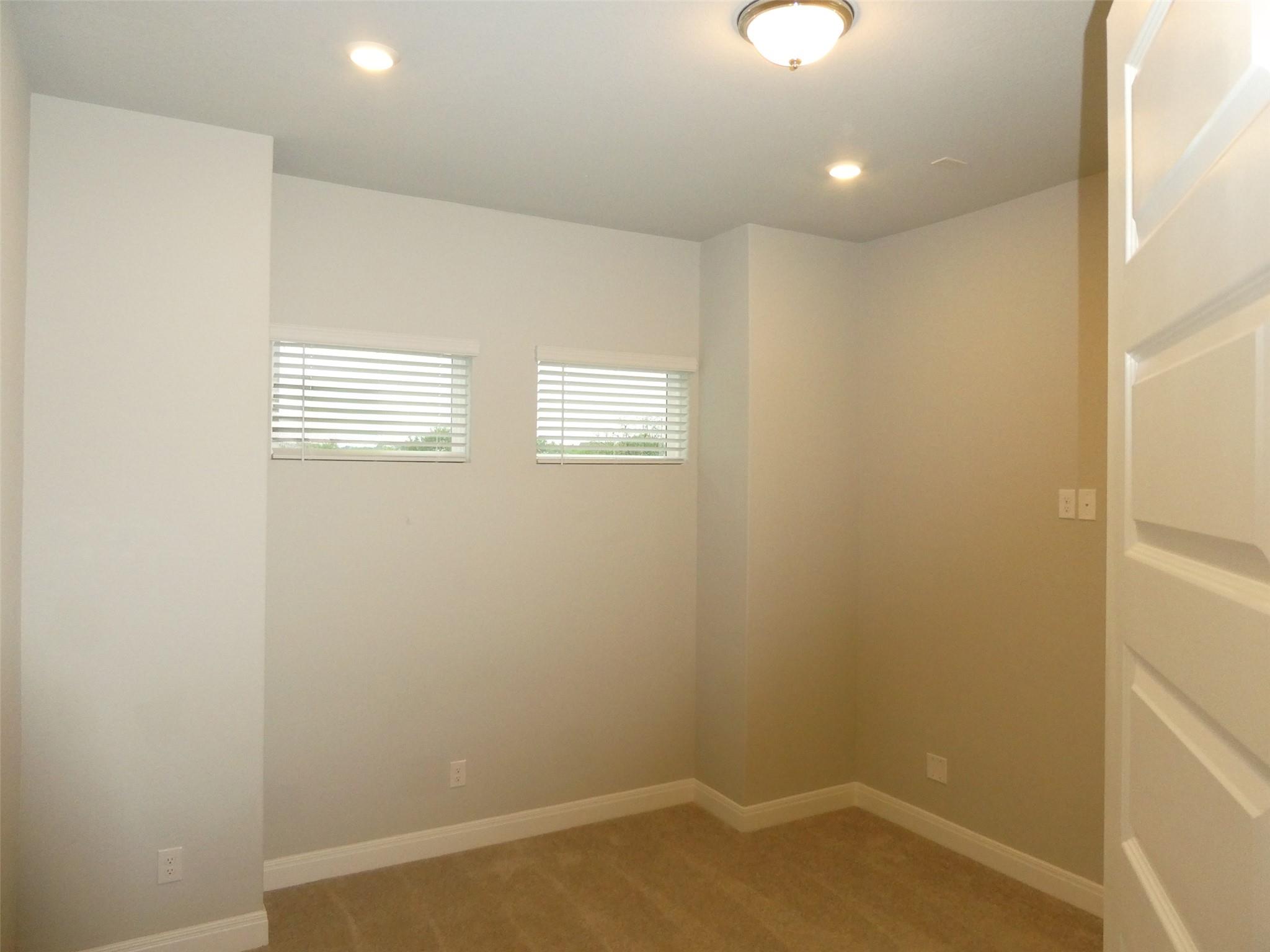 116 MERLIN Ct, Cedar Creek, TX 78612