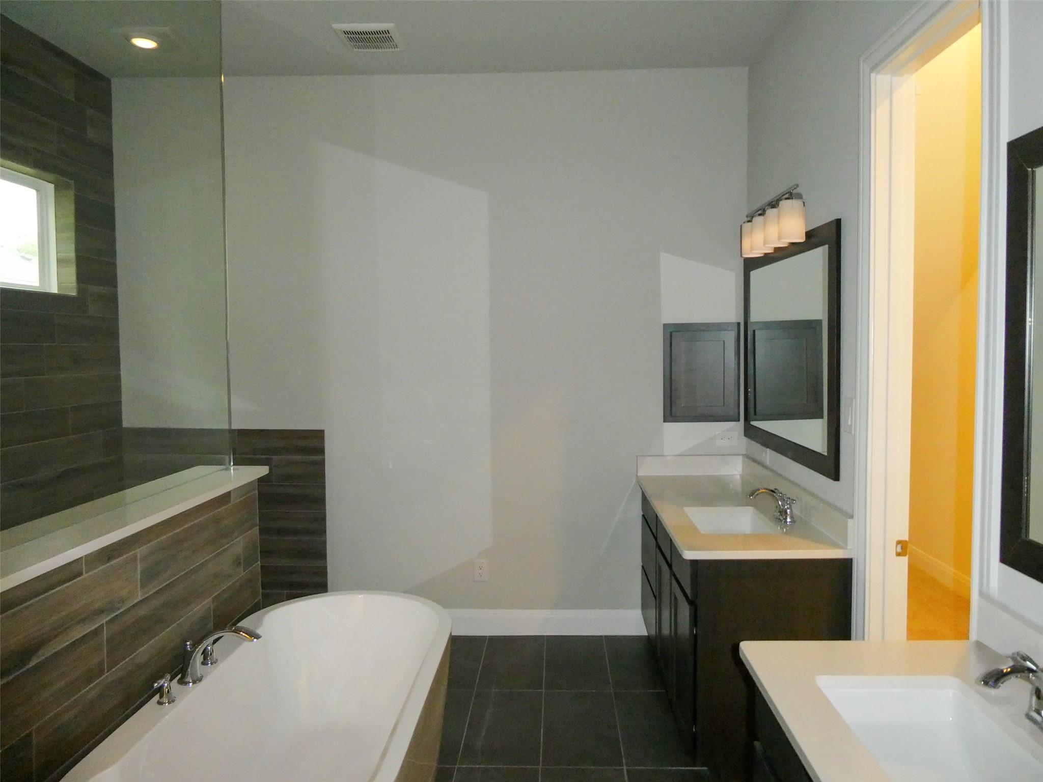 116 MERLIN Ct, Cedar Creek, TX 78612