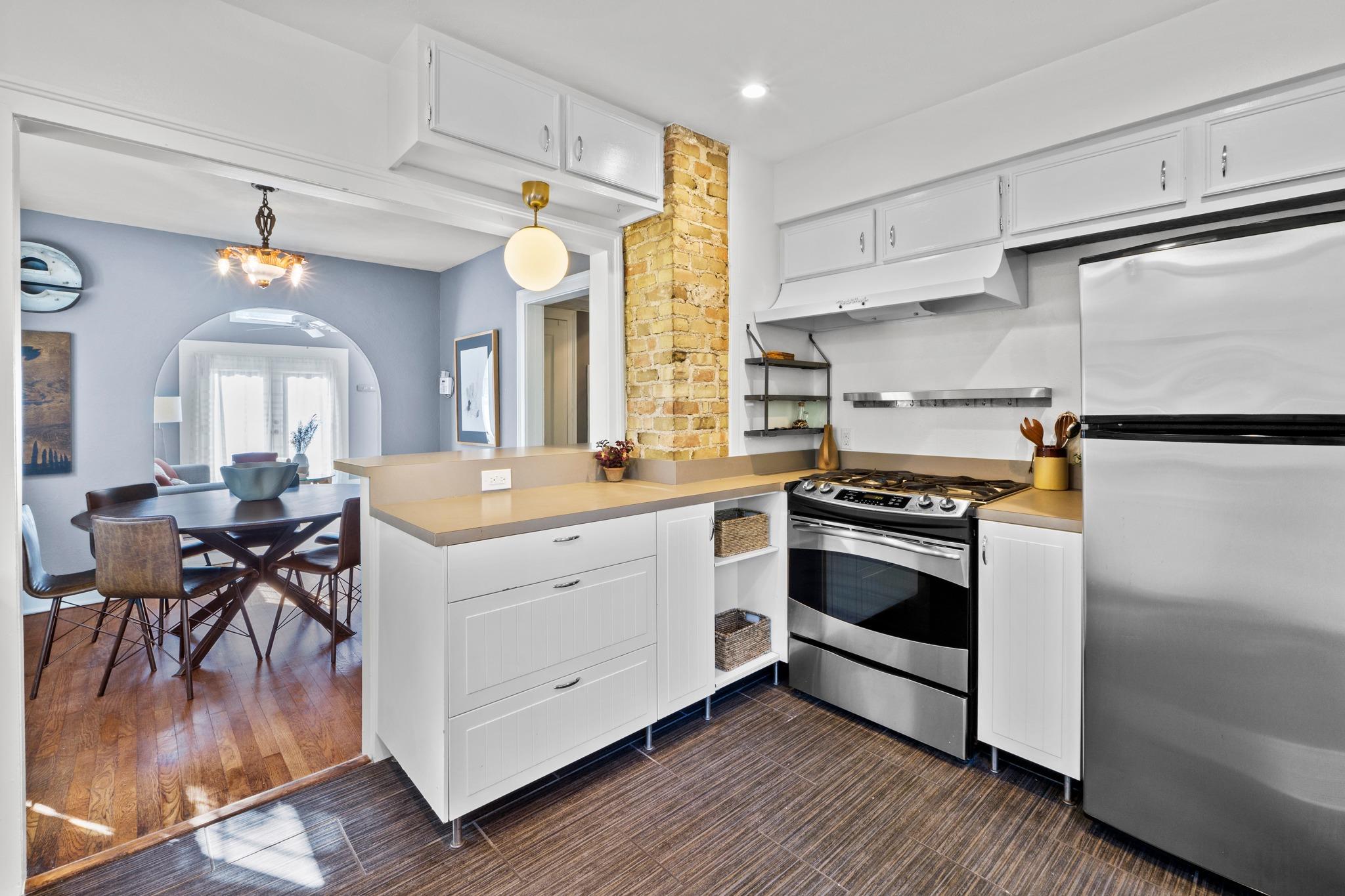 4802 Rowena Ave, Austin, TX 78751