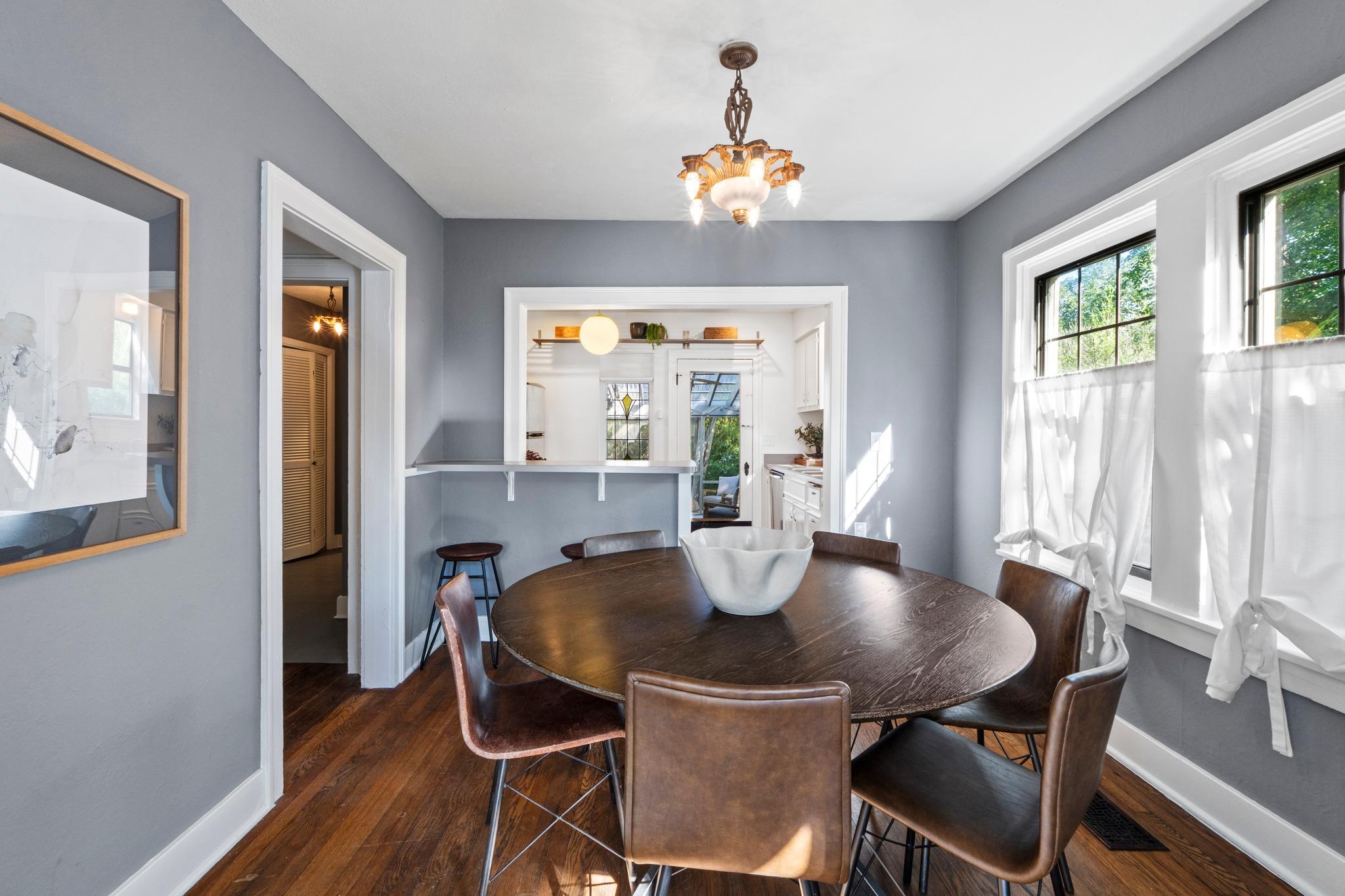 4802 Rowena Ave, Austin, TX 78751