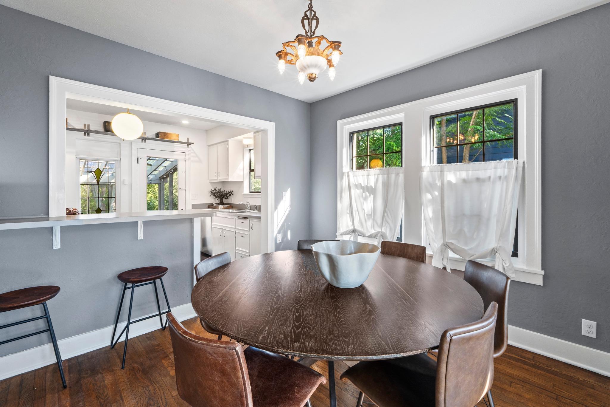 4802 Rowena Ave, Austin, TX 78751