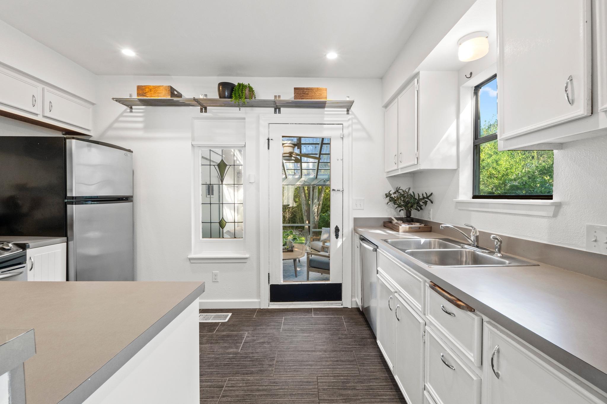 4802 Rowena Ave, Austin, TX 78751