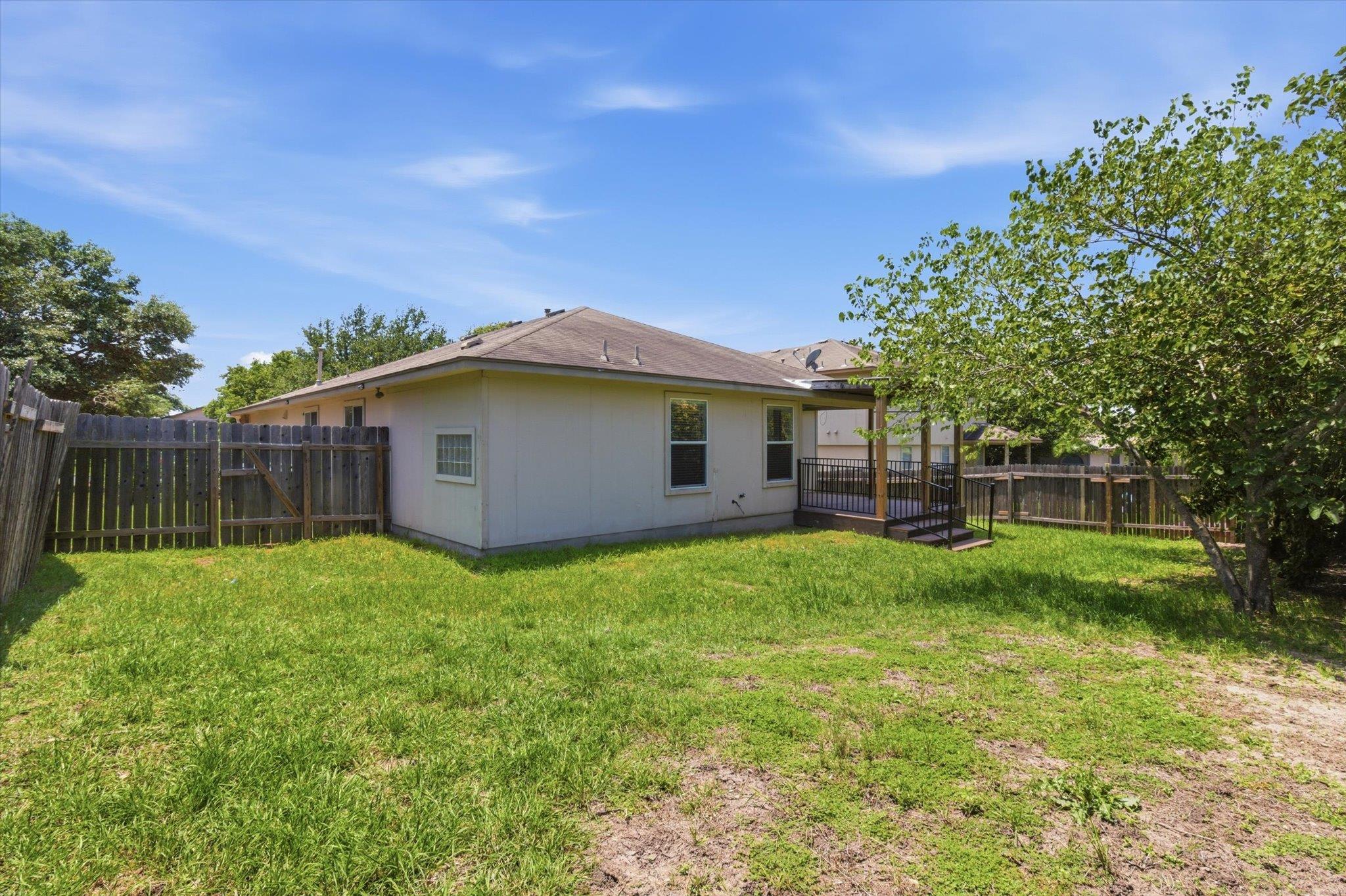 801 Covent Dr, Kyle, TX 78640