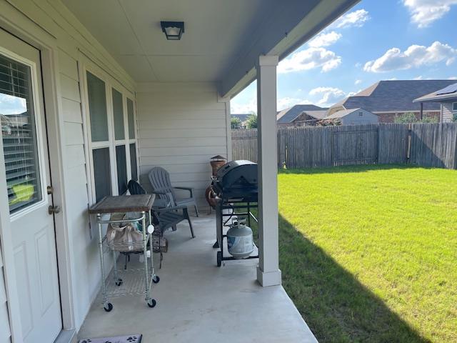 317 Colthorpe Ln, Hutto, TX 78634