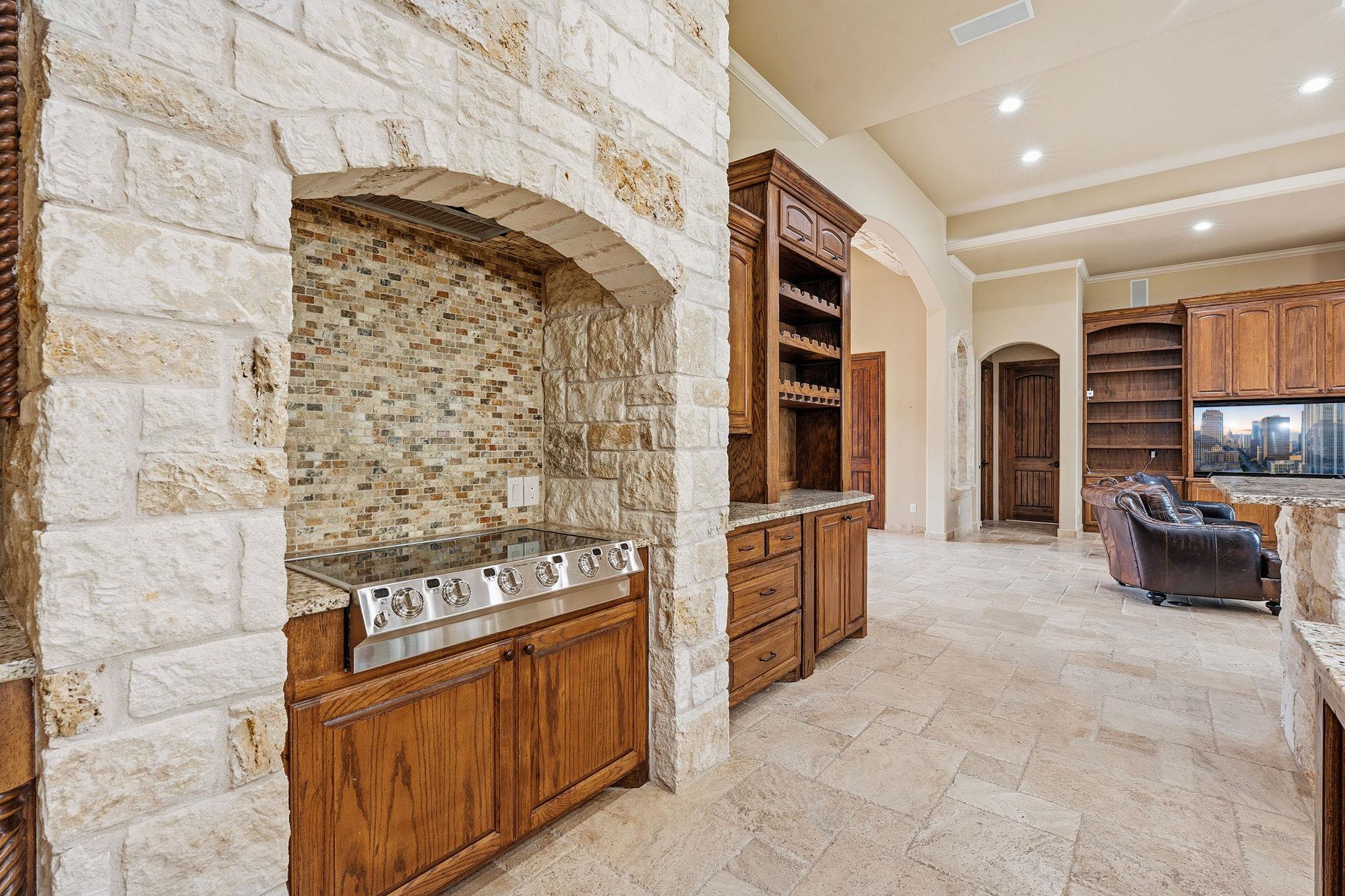5100 W Fm 2147 Rd, Horseshoe Bay, TX 78657