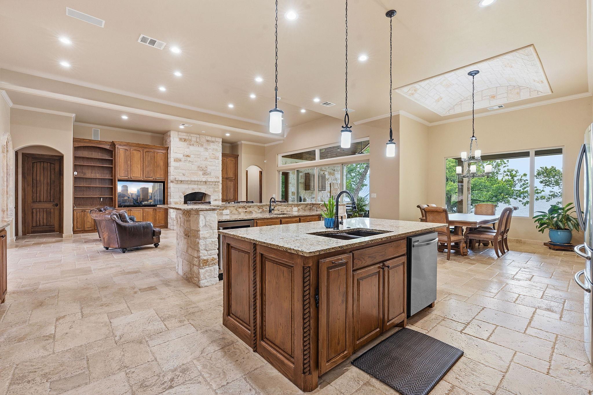 5100 W Fm 2147 Rd, Horseshoe Bay, TX 78657