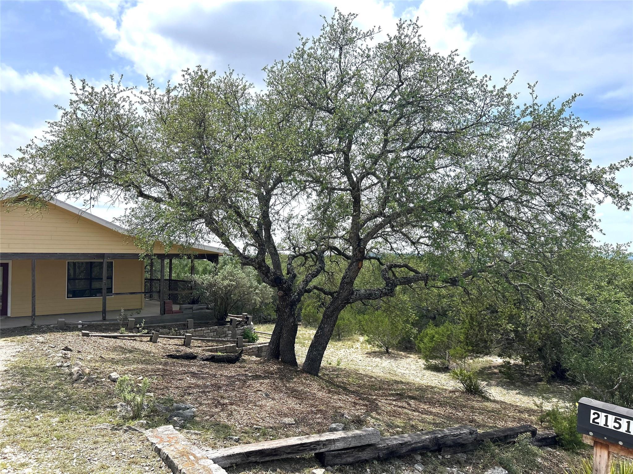 21511 Perry Cv, Lago Vista, TX 78645
