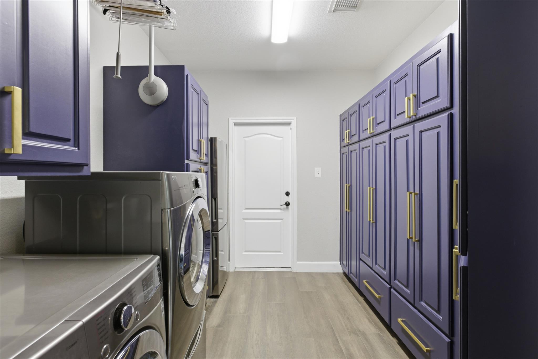 6400 Magenta Ln, Austin, TX 78739