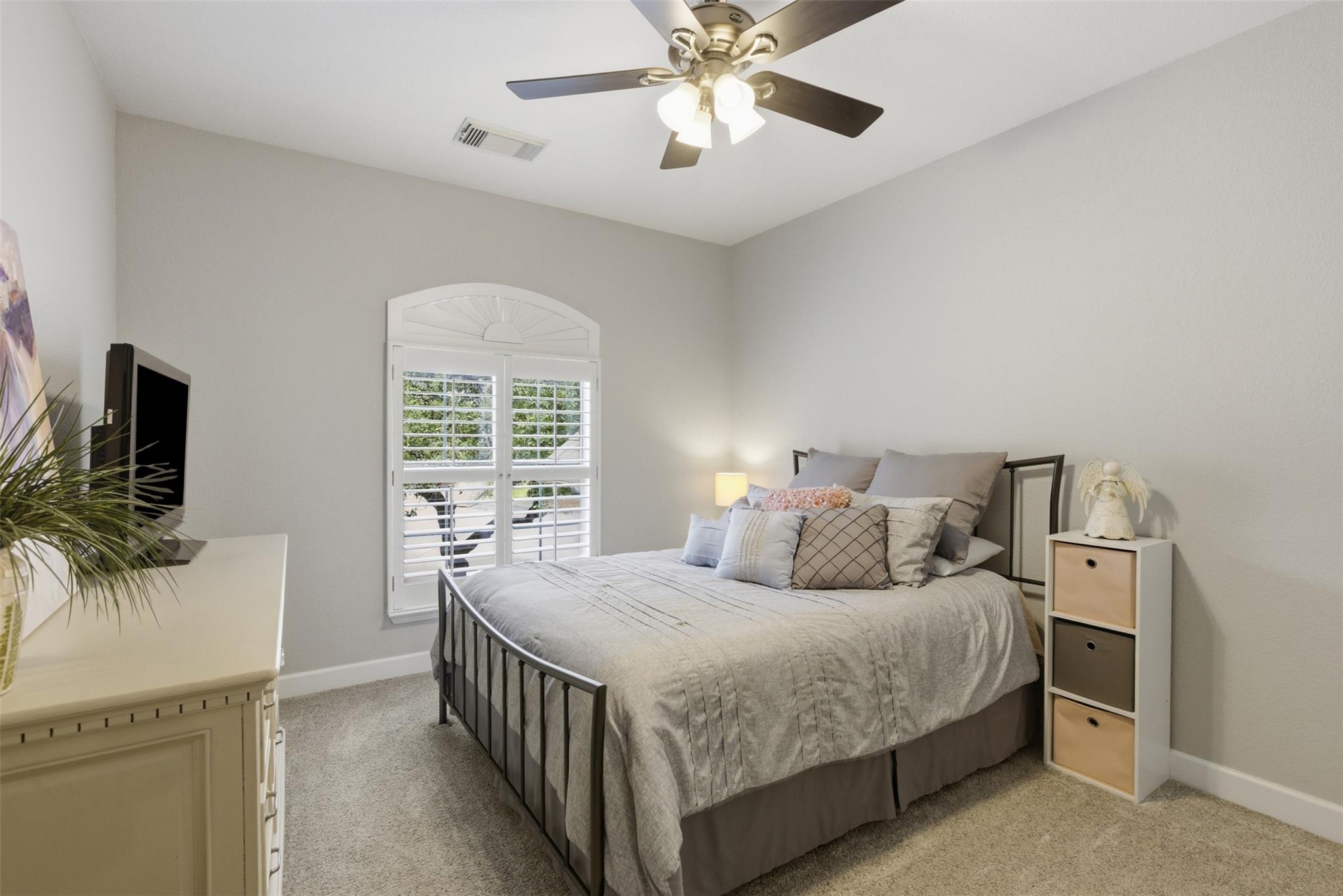 6400 Magenta Ln, Austin, TX 78739