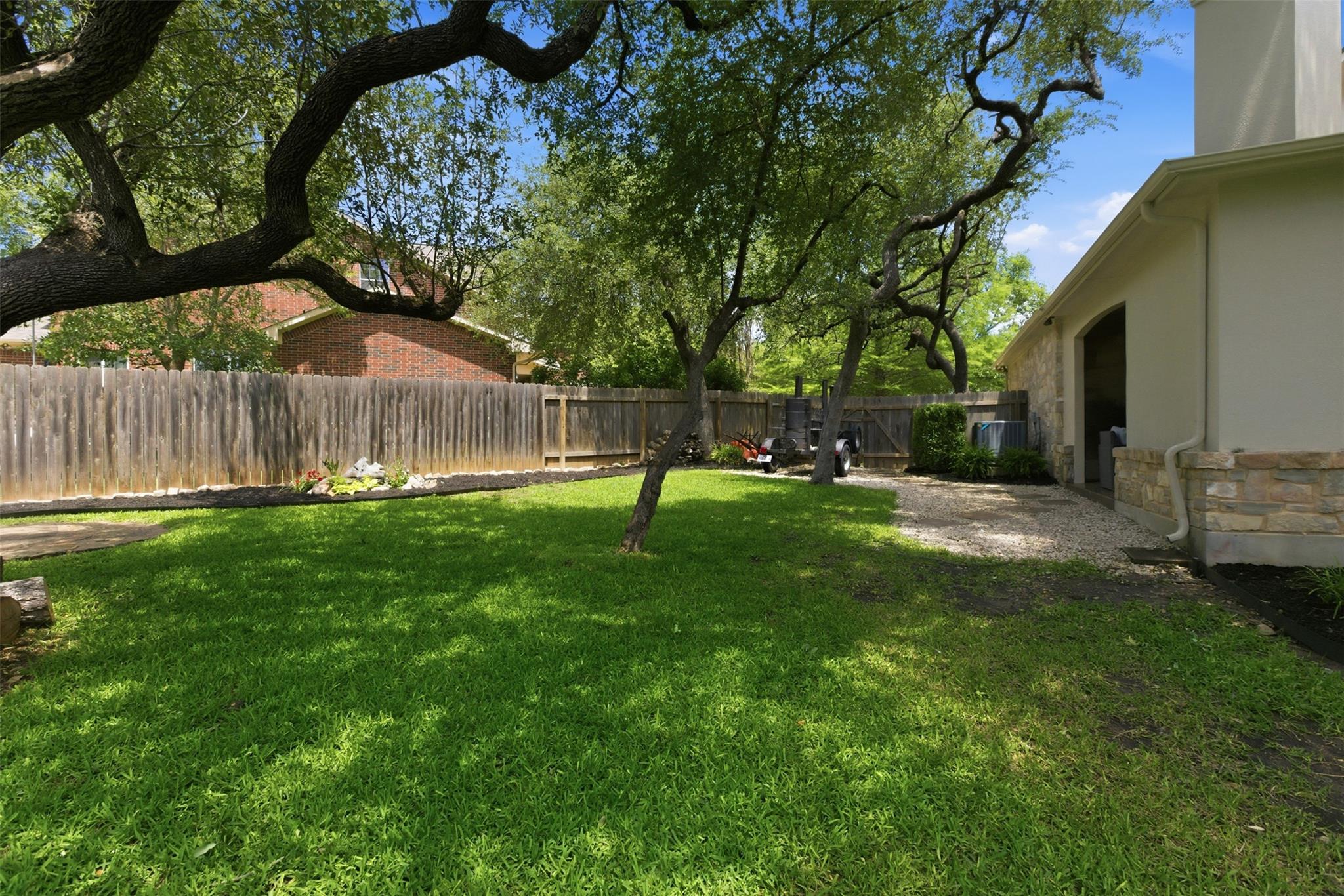 6400 Magenta Ln, Austin, TX 78739