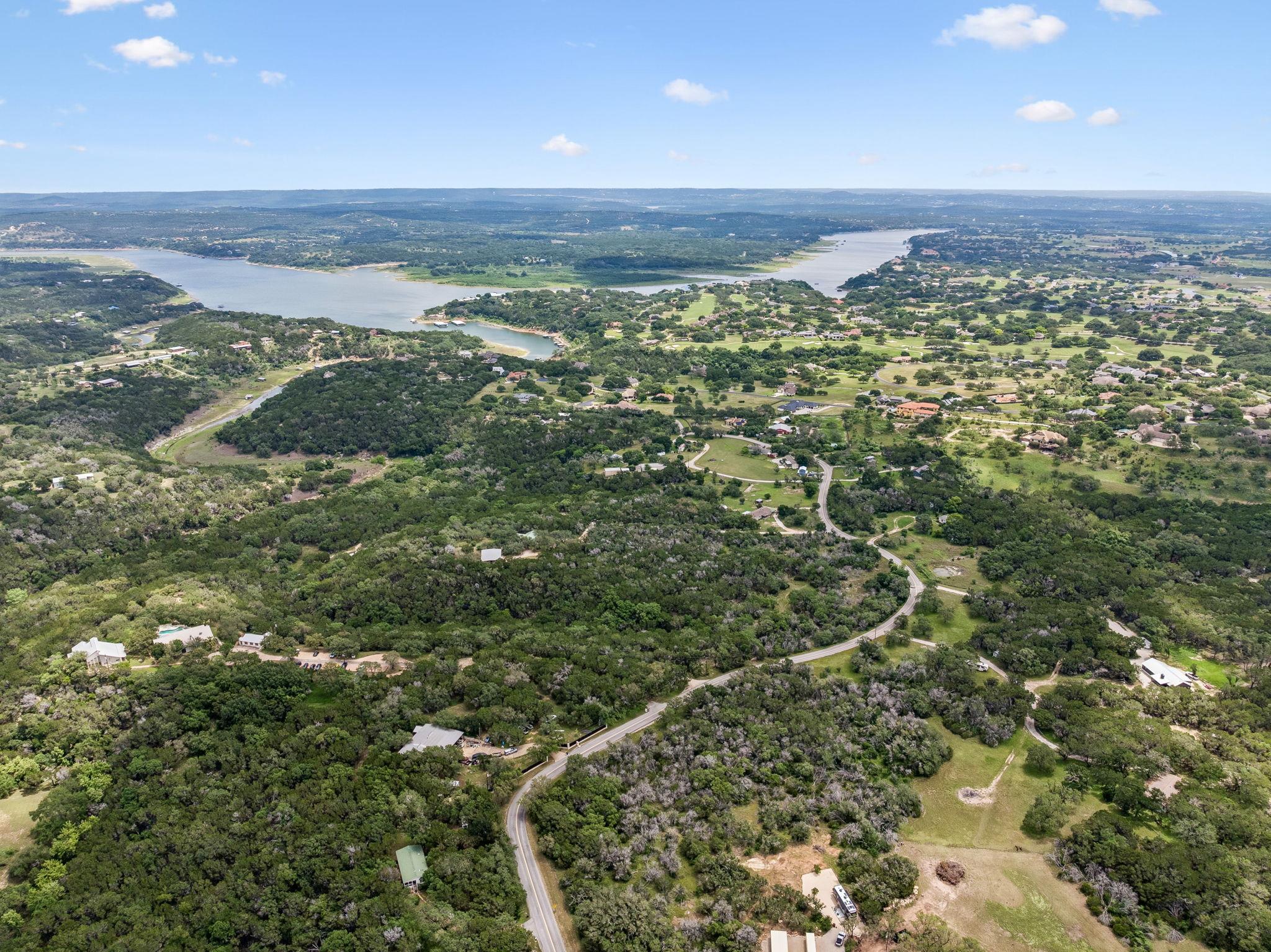 300 Bluff Rd, Spicewood, TX 78669