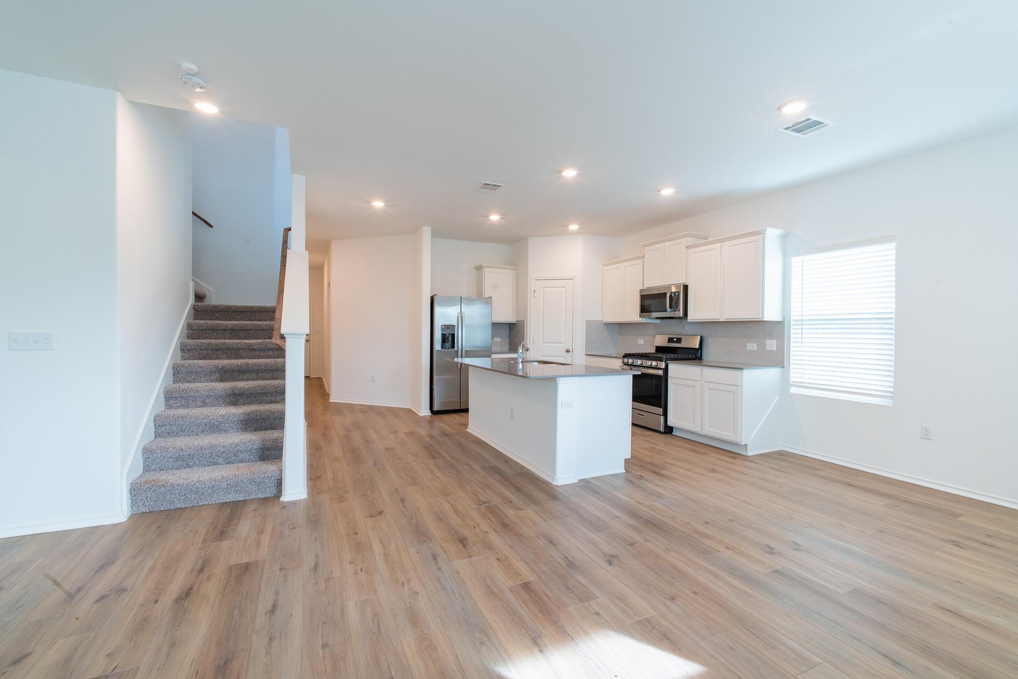 10705 Steinbeck Dr, Austin, TX 78747