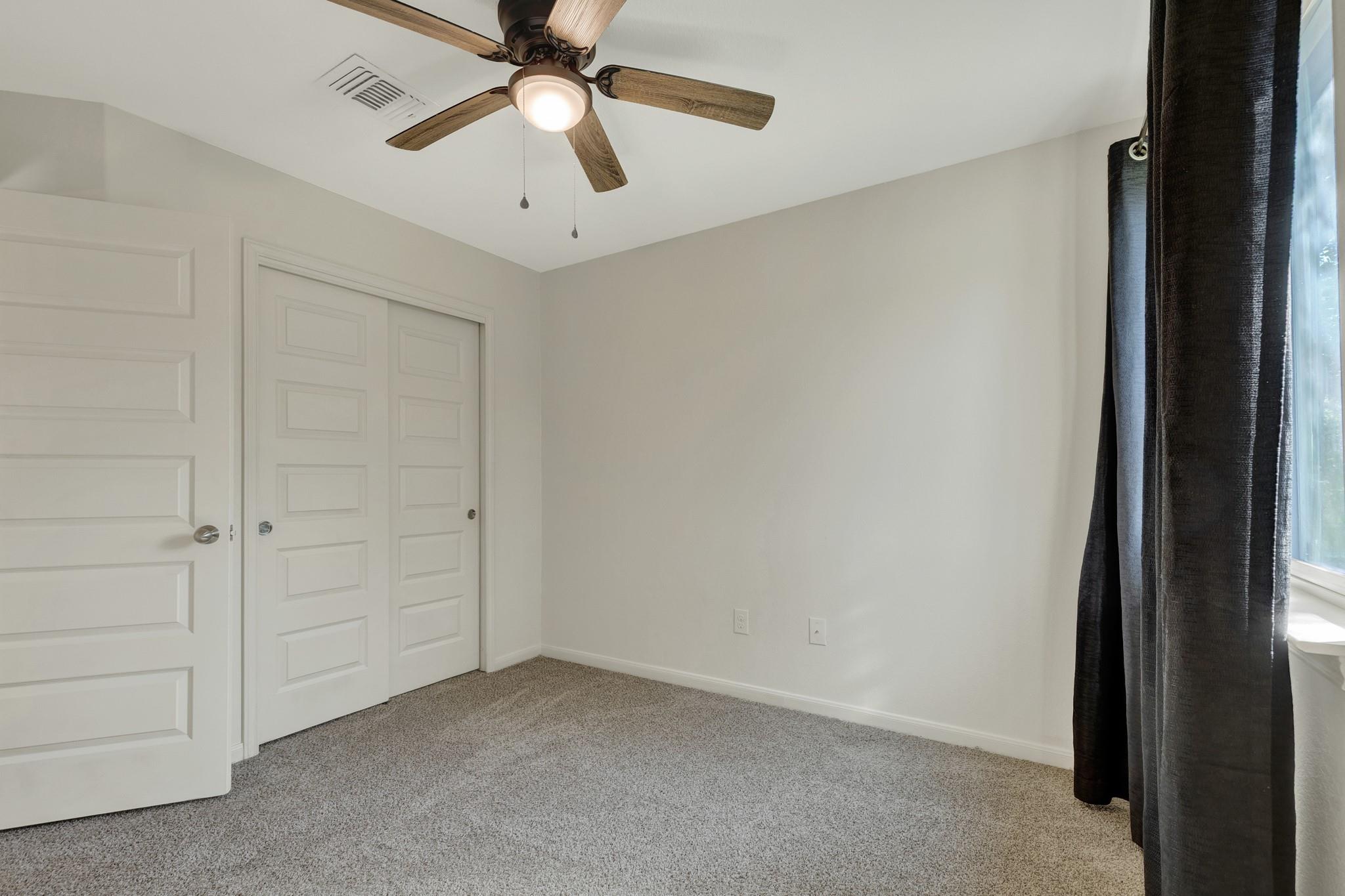 2106 Stonehaven Rd, San Marcos, TX 78666