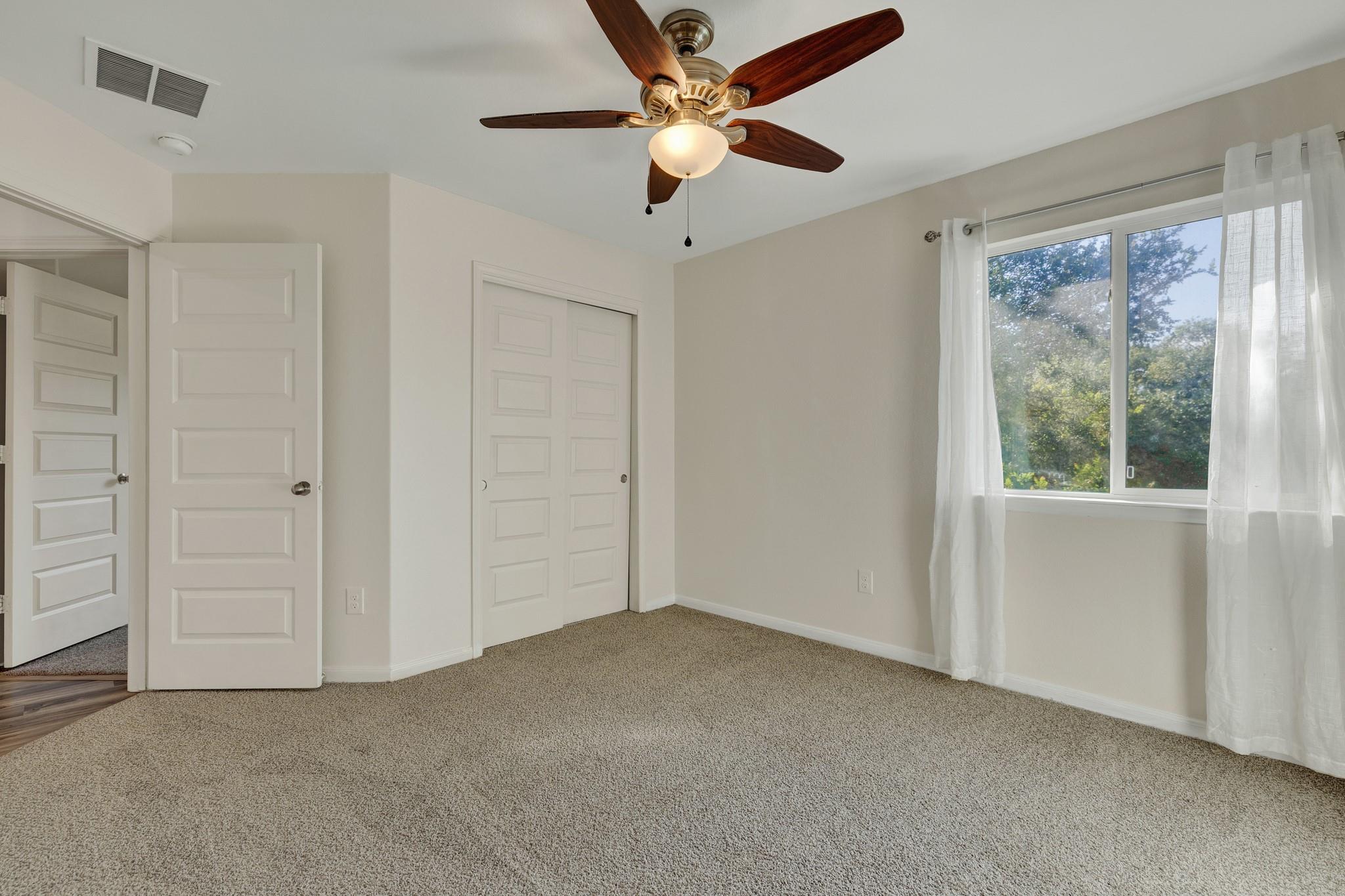 2106 Stonehaven Rd, San Marcos, TX 78666