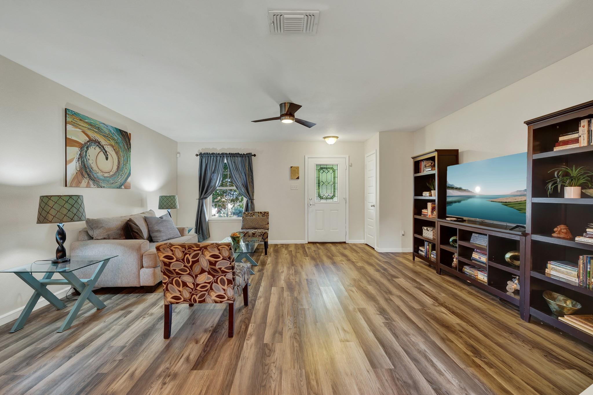 2106 Stonehaven Rd, San Marcos, TX 78666
