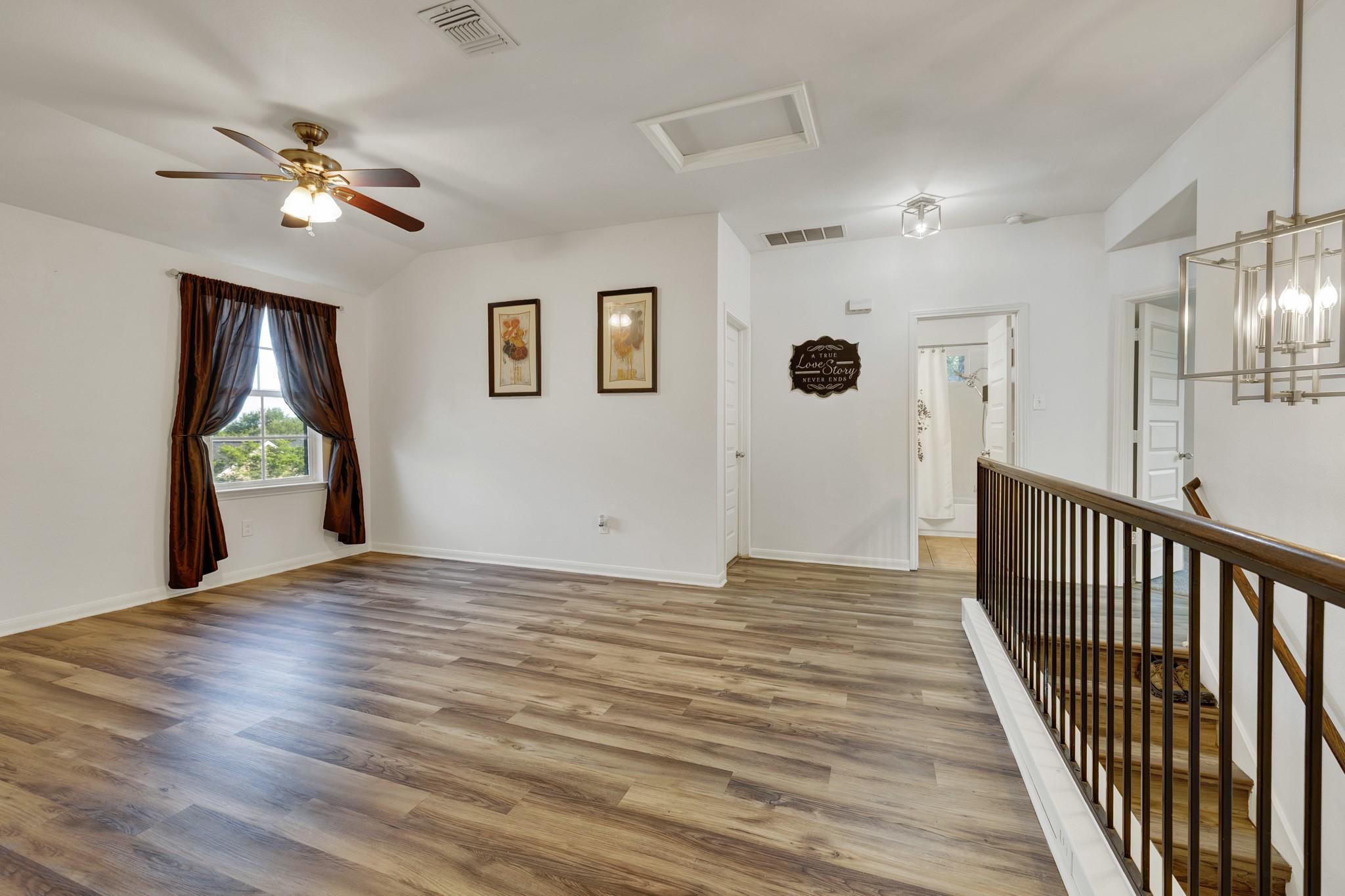 2106 Stonehaven Rd, San Marcos, TX 78666