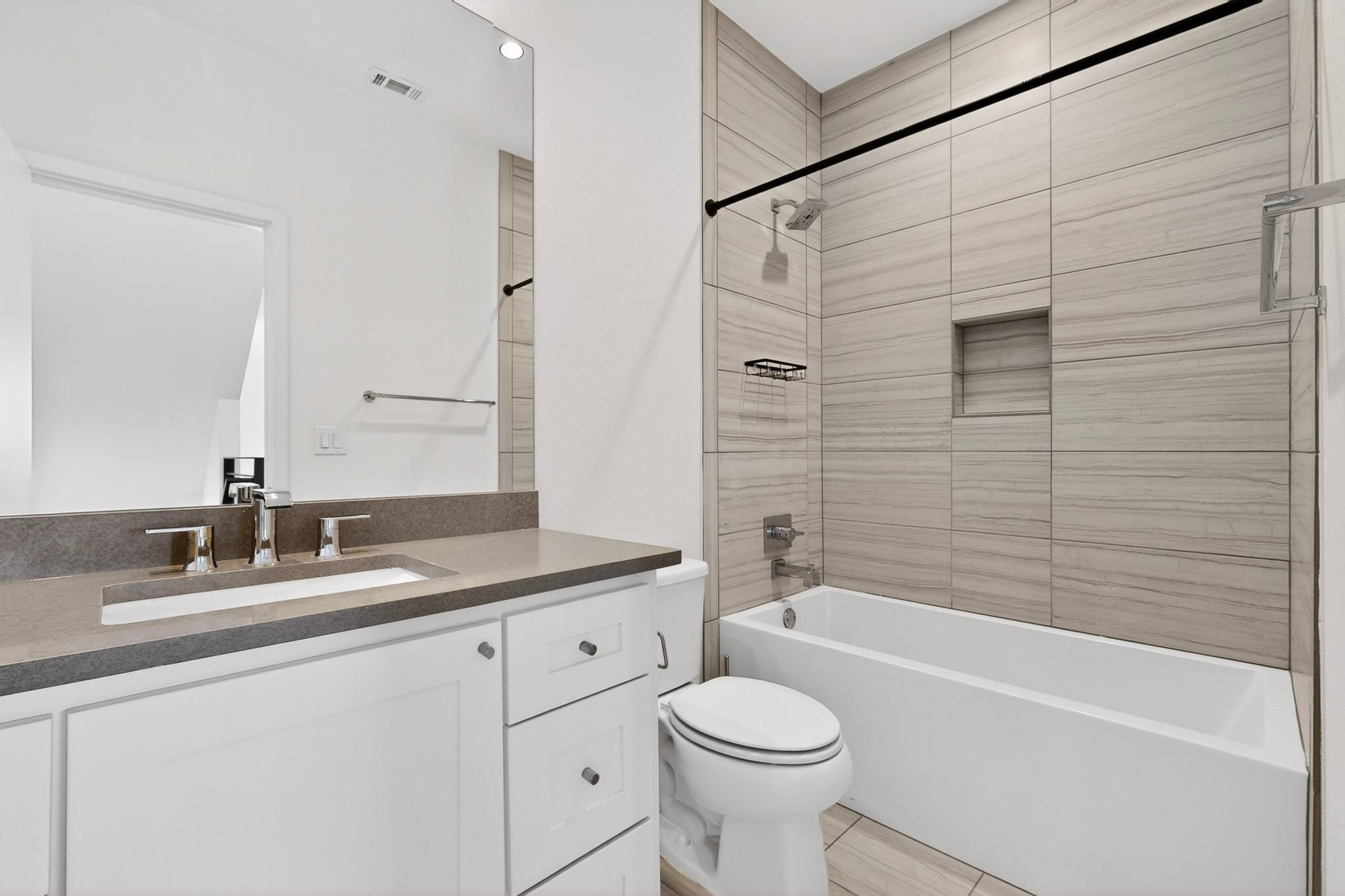 400 W 51st St # A, Austin, TX 78751