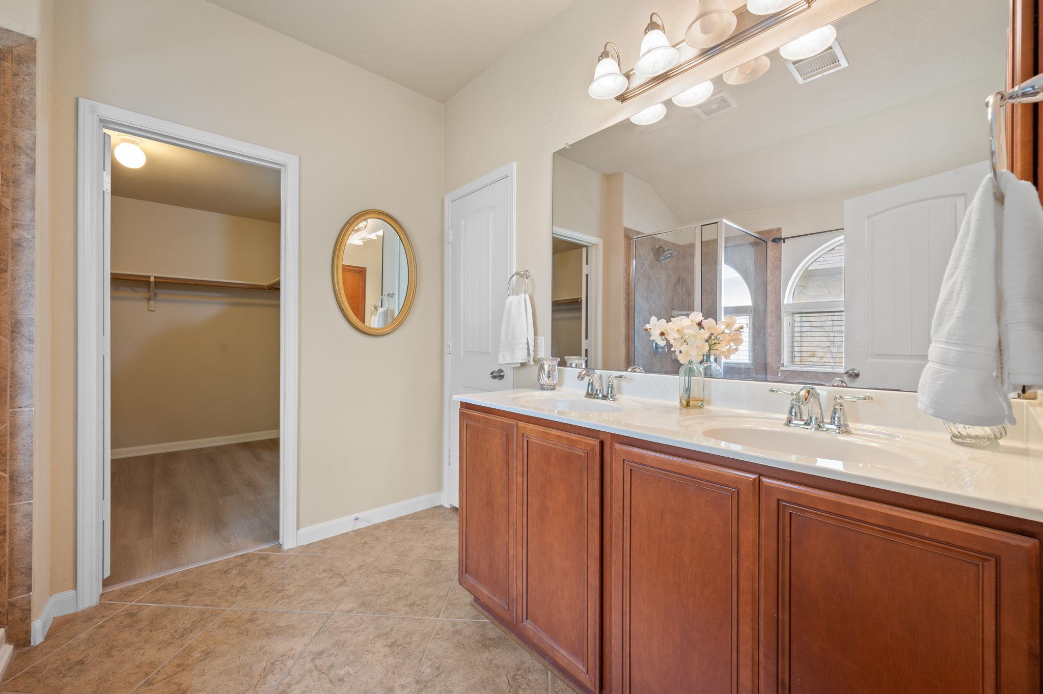 1924 Conn Creek Rd, Cedar Park, TX 78613