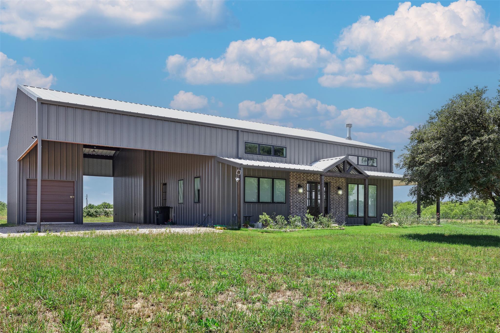 10482 County Road 276, Somerville, TX 77879