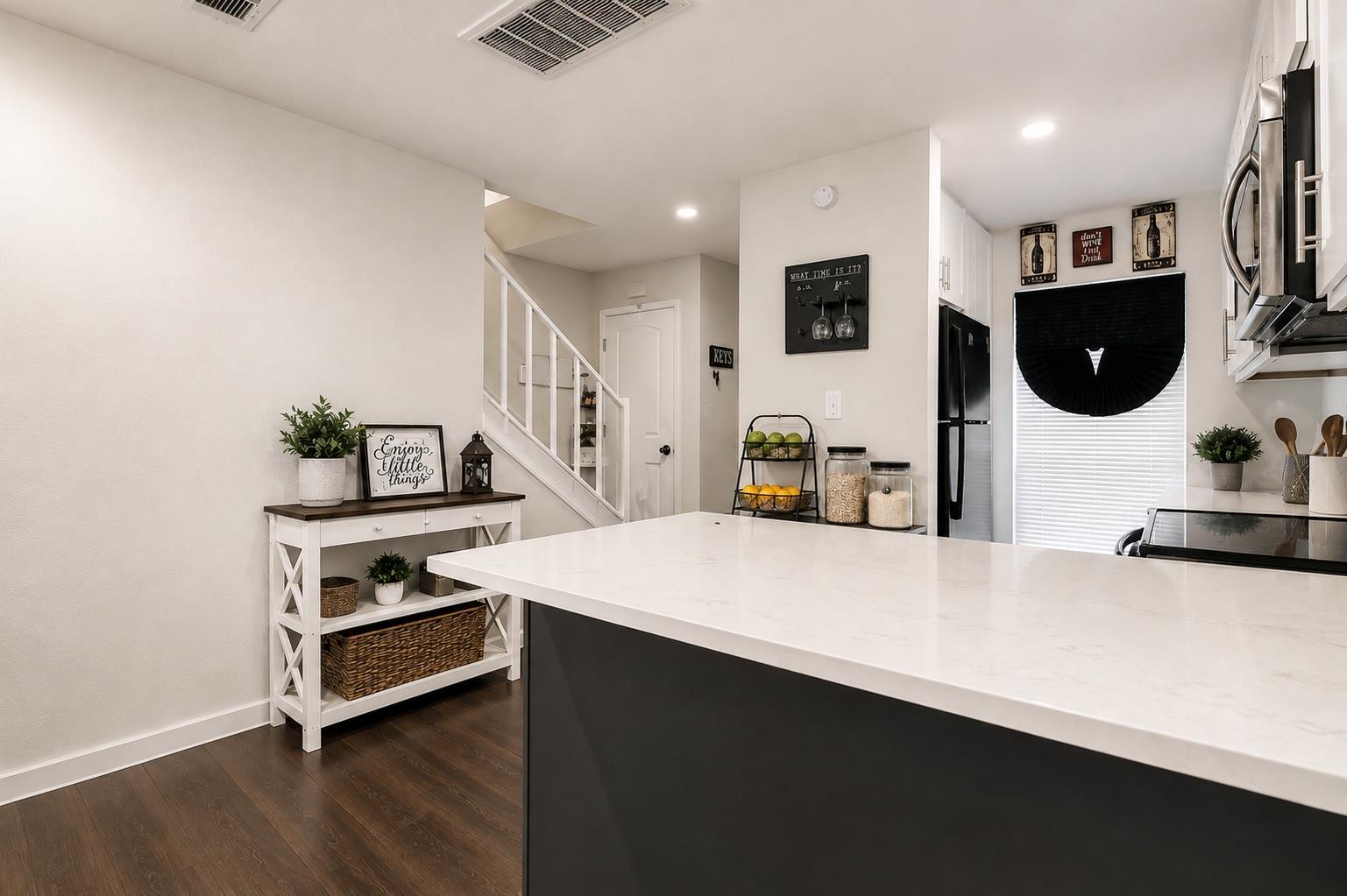 3814 Southway Dr # A, Austin, TX 78704