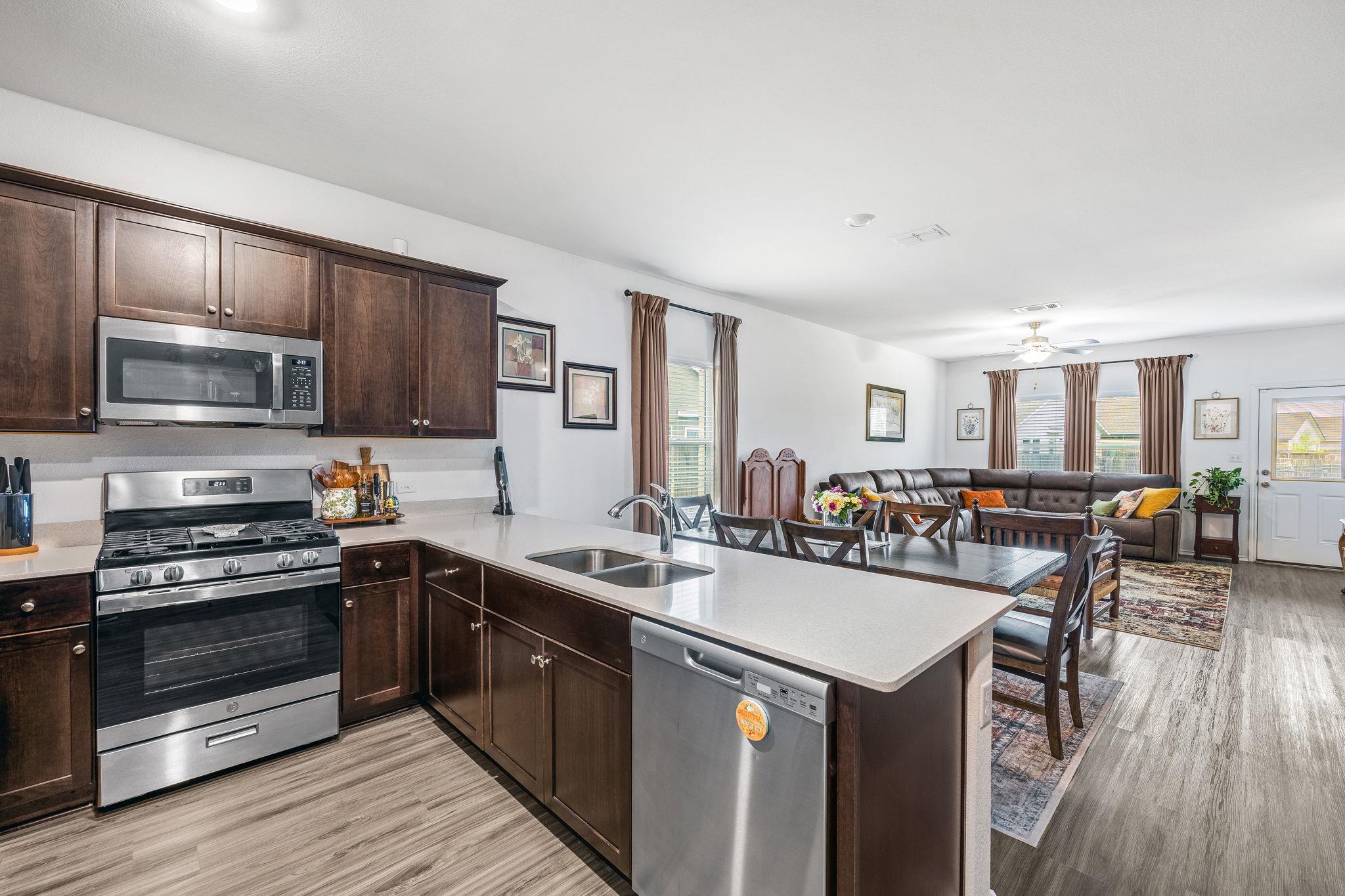 116 Badillo Way, Bastrop, TX 78602
